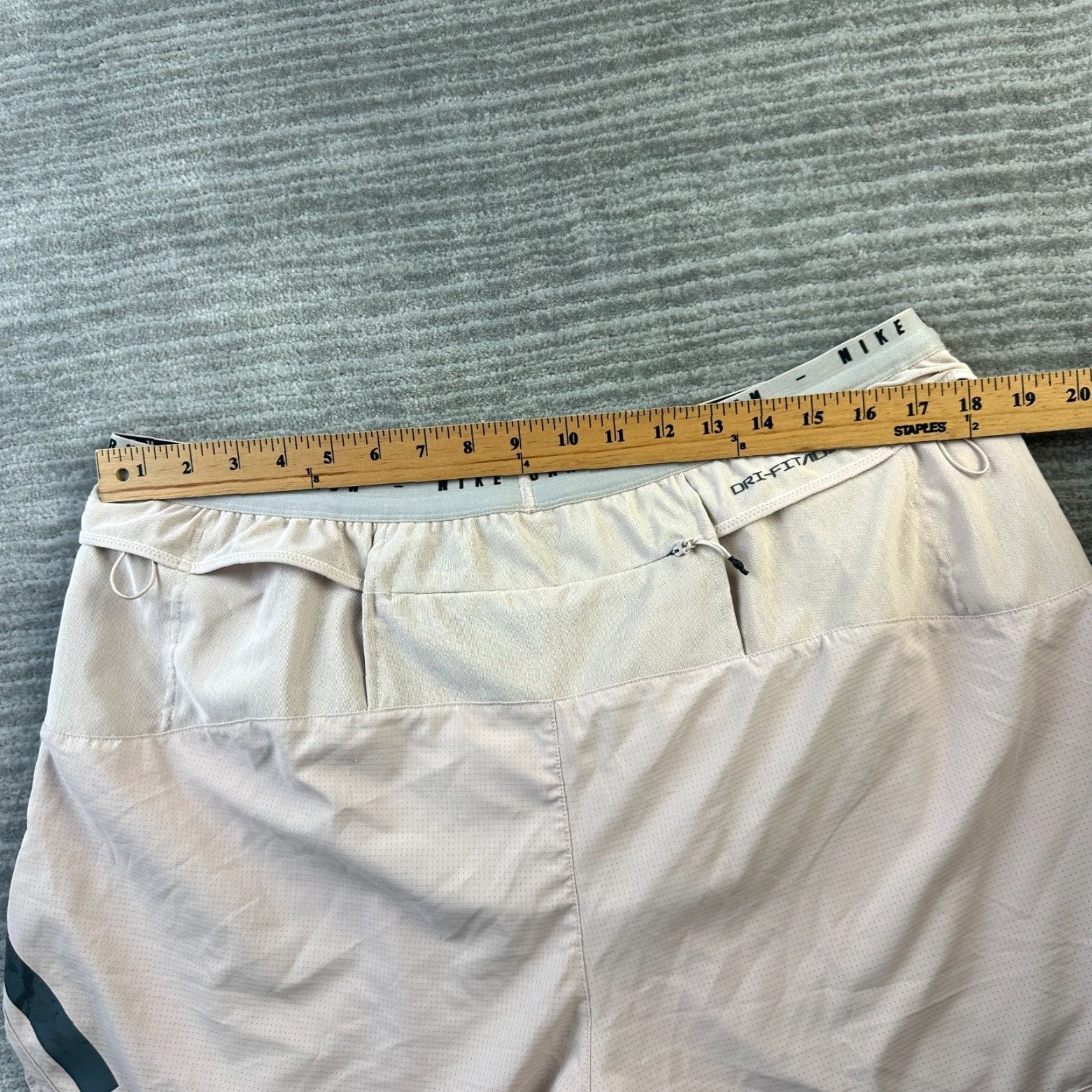 Nike Nike Shorts Mens XL Beige Tan 4" Running Division Flex Brief Lined Pockets Athletic Activewear Size US 36 / EU 52 - 6 Thumbnail