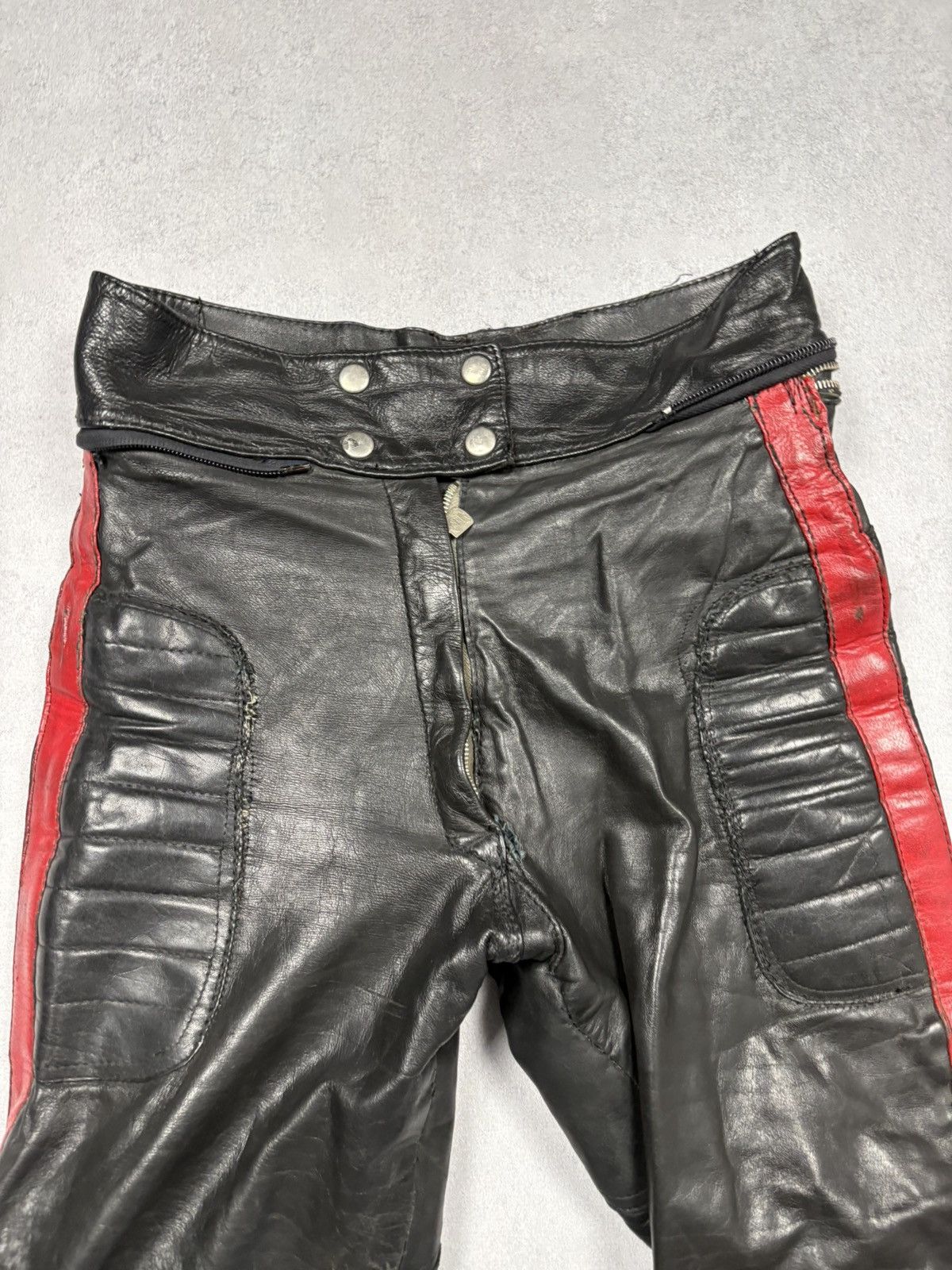 Belstaff Vintage 70s Belstaff Black Leather Motorcycle Suit Archive Size US S / EU 44-46 / 1 - 18 Thumbnail