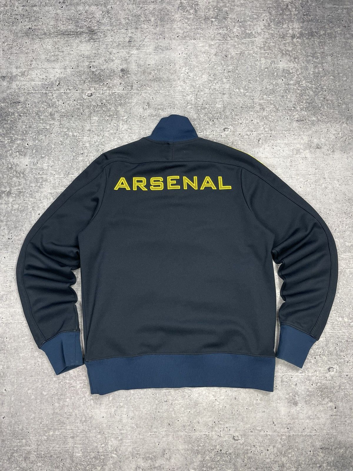 Nike × Vintage Vintage Nike Y2K Style Football Arsenal Big Logo Zip Olympic Size US M / EU 48-50 / 2 - 15 Thumbnail
