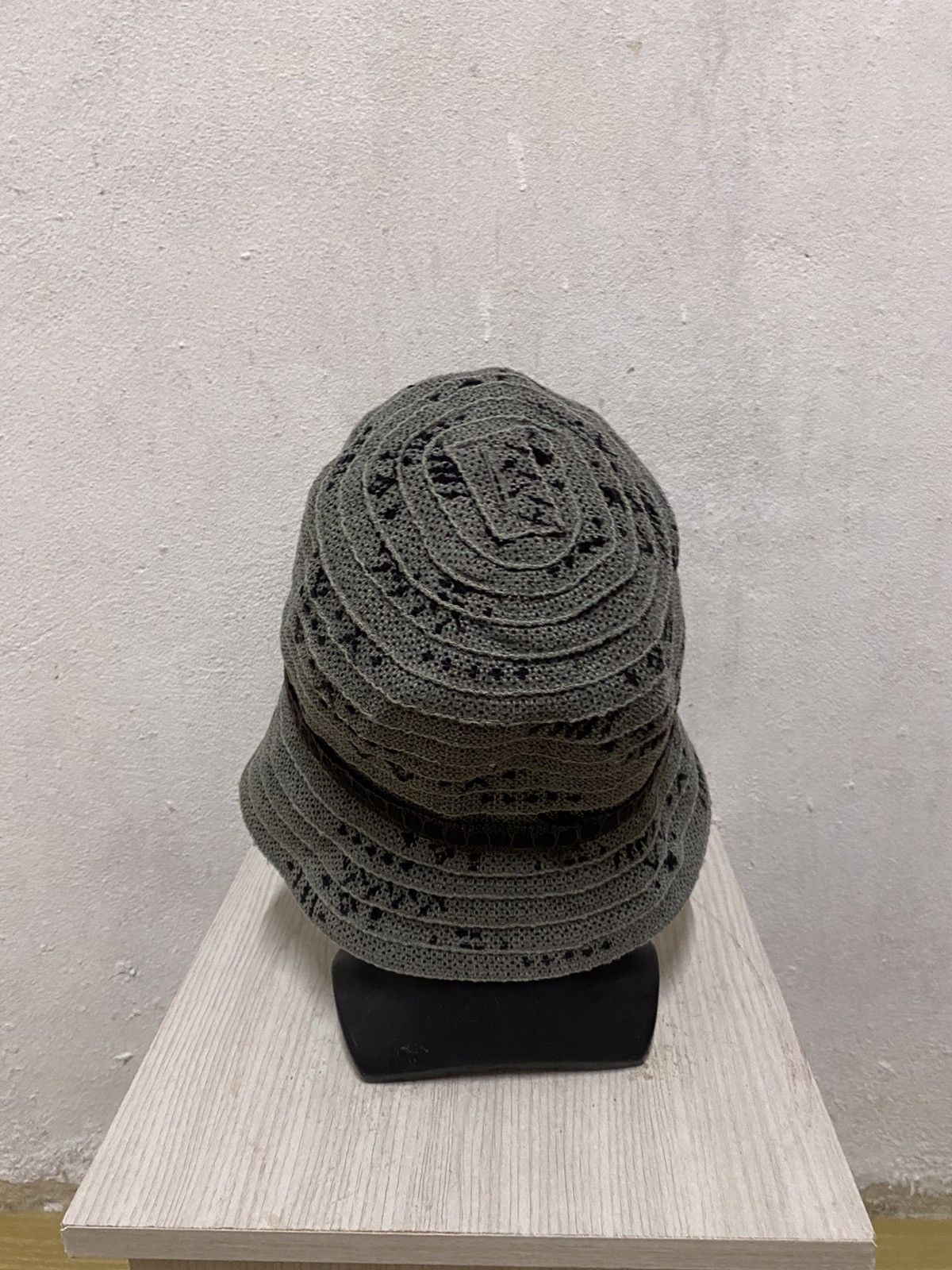 Japanese Brand Japanese Brand Rare Design Bucket Hat Size ONE SIZE - 4 Thumbnail