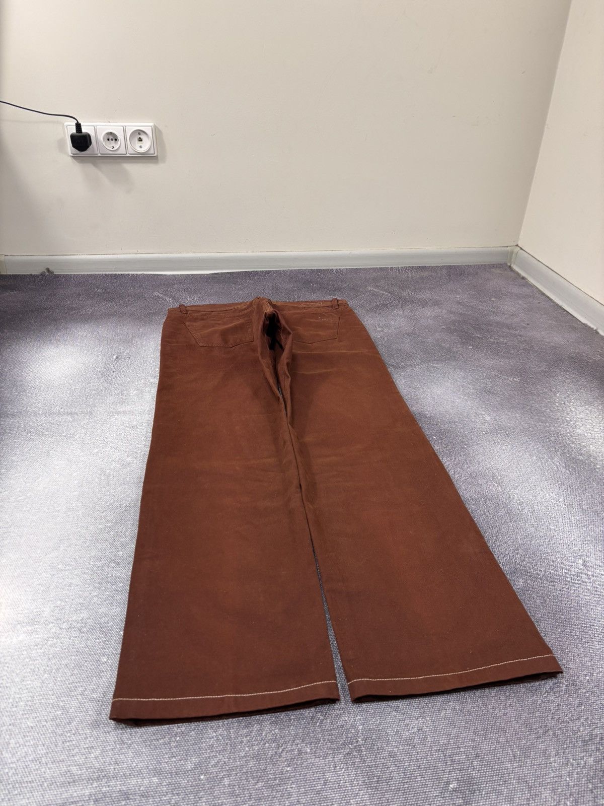 Bottega Veneta Bottega Veneta Men’s Relaxed Loose Fit Coral Brown Jeans Size US 36 / EU 52 - 13 Thumbnail