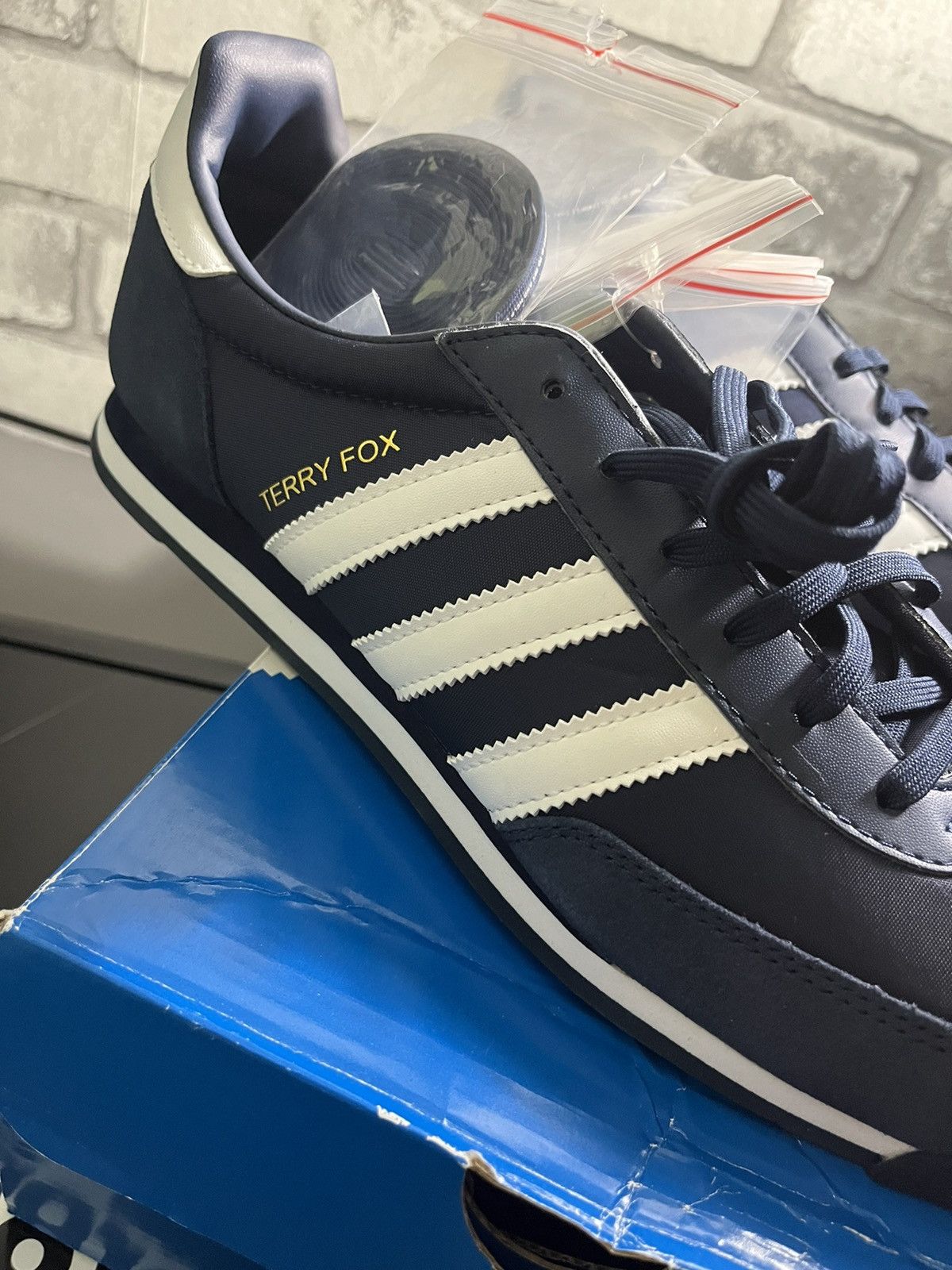 Adidas Originals Terry Fox 40th Anniversary Orion Men's 9