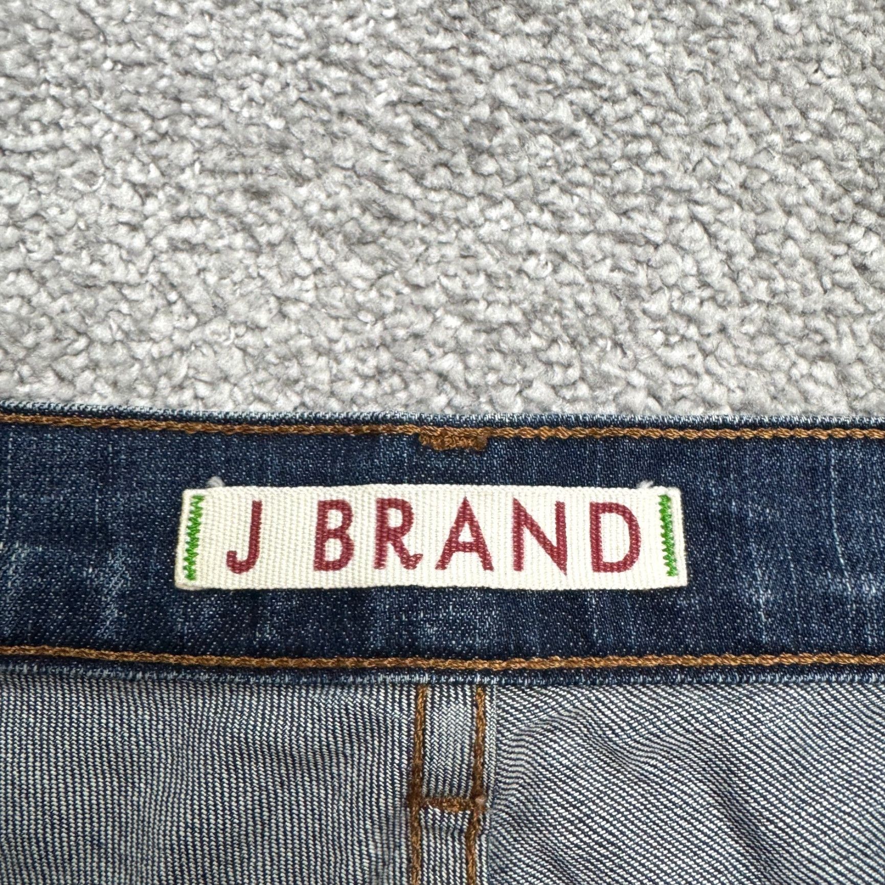 J Brand J Brand 811 Pure Skinny Jeans Womens 27 Denim Dark Wash Mid Rise Stretch 5-Pocket Blue Cotton Blend Jeans Mens Womens Girls? Size 27" / US 4 / IT 40 - 6 Thumbnail