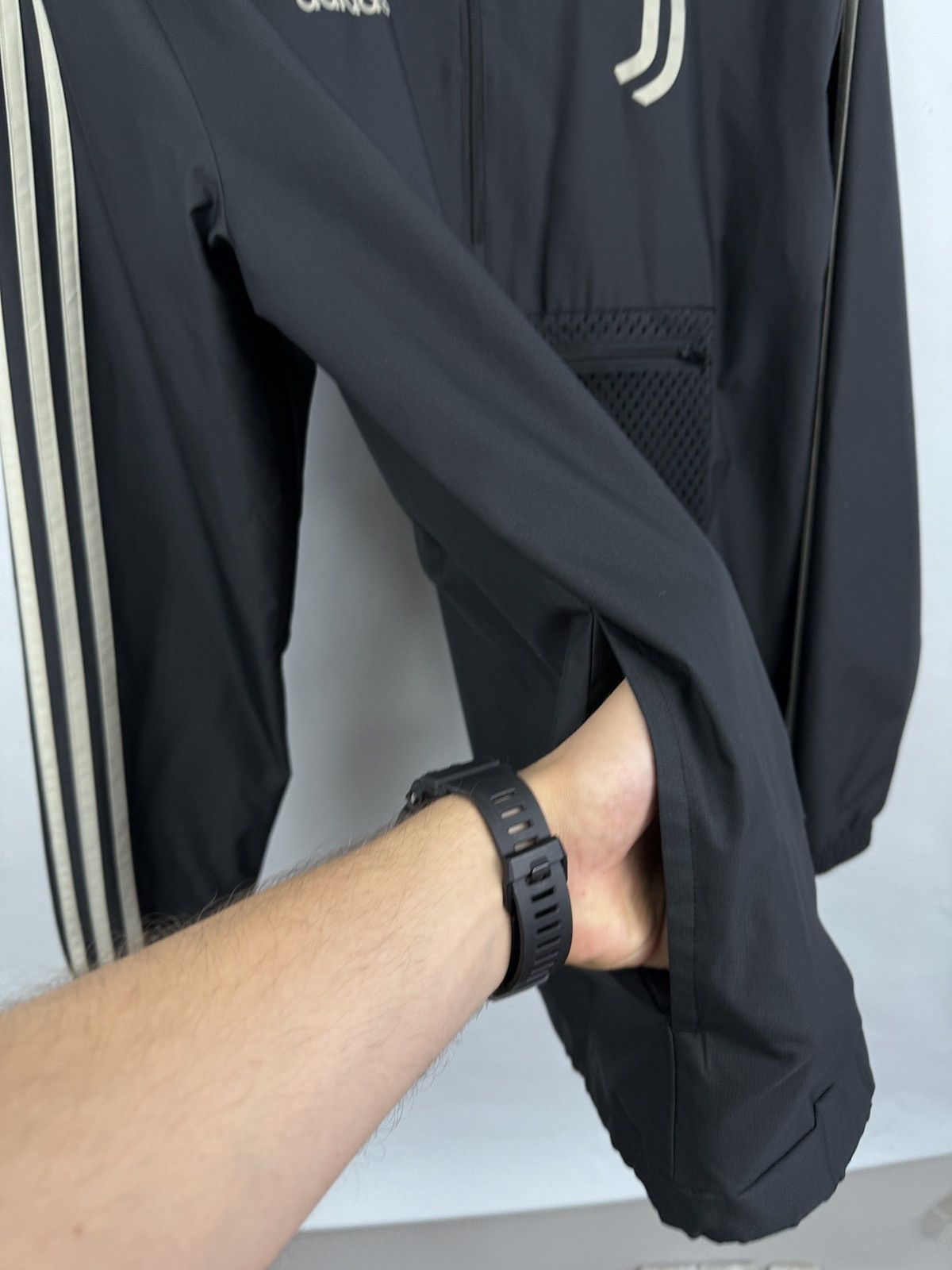 Adidas 🇮🇹 Y2K Adidas Juventus Anorak Jacket Rare Retro Y2K Blokecore Size US M / EU 48-50 / 2 - 12 Thumbnail