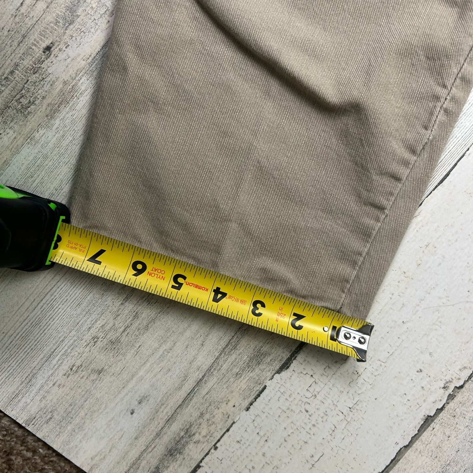 Levi's × Vintage Vintage 1990s 550 Relaxed Straight Leg Levi Khaki Jeans Size US 33 - 11 Thumbnail