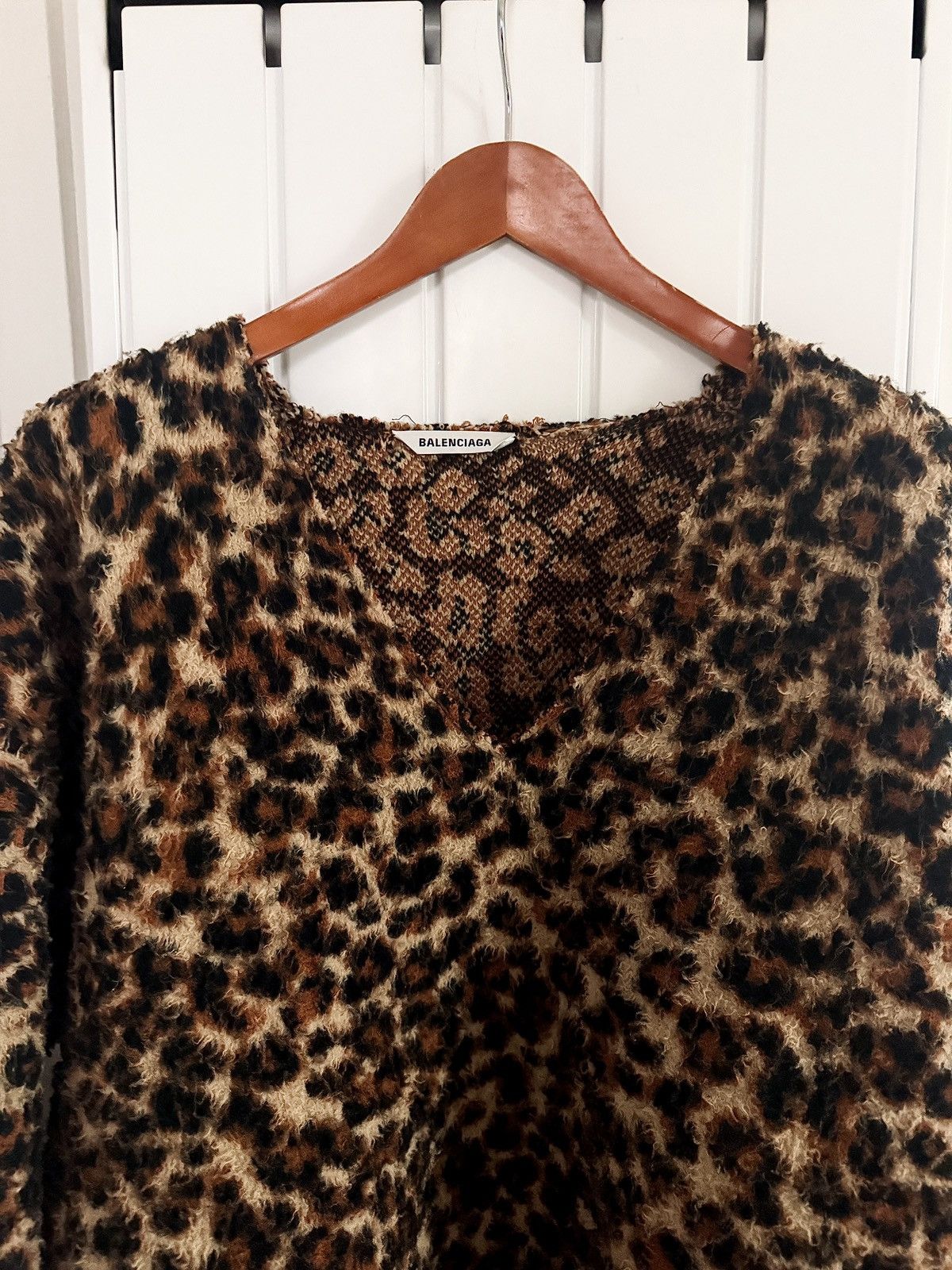 Balenciaga Balenciaga Oversized Leopard Wool-Blend Jacquard Sweater Size US S / EU 44-46 / 1 - 5 Thumbnail