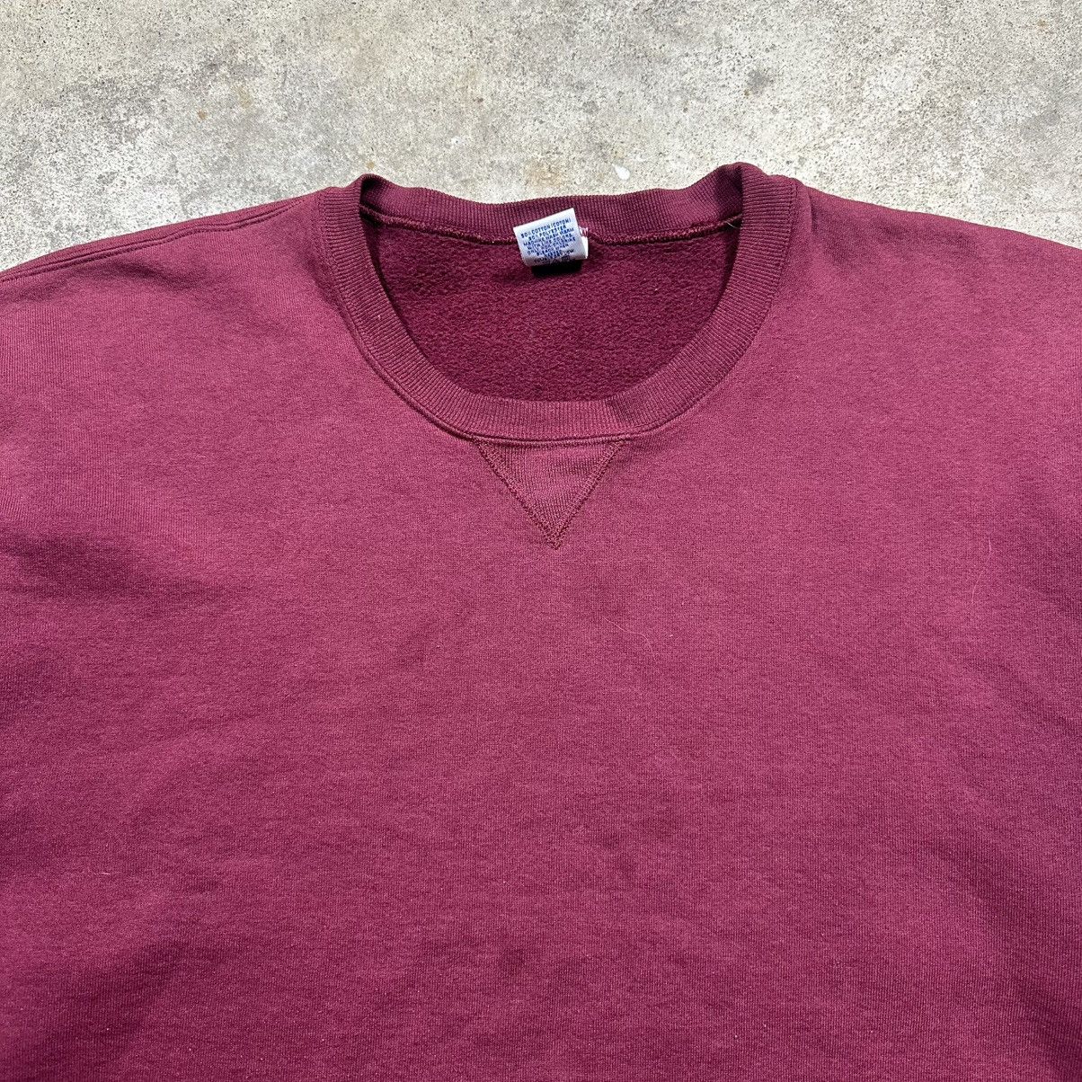 Russell Athletic Vintage 90s Red Russell Athletic Blank Boxy Crewneck Size XL Size US XL / EU 56 / 4 - 2 Thumbnail