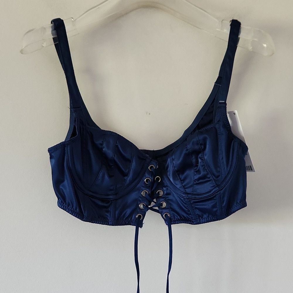 Urban Outfitters NWT URBAN OUTFITTERS | Out From Under Eden Lace-Up bra Cors Size M / US 6-8 / IT 42-44 - 3 Thumbnail