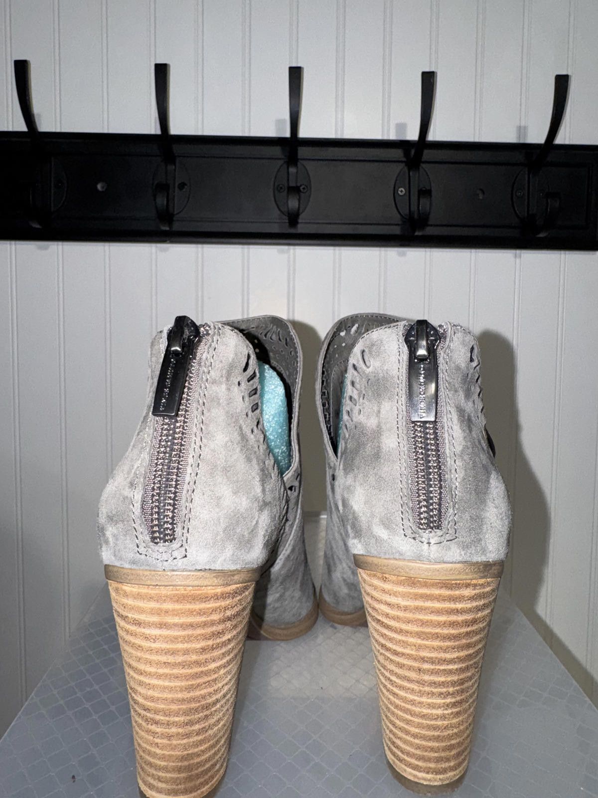 Vince Camuto Vince Camuto Suede Ankle Boots with Stacked Heel Size 5 Size US 5 / IT 35 - 3 Thumbnail