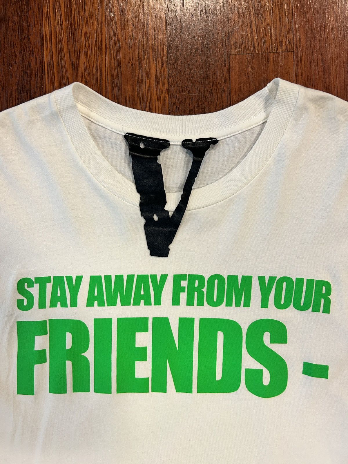 Vlone VLONE Stay Away From FRIENDS | Large Size US L / EU 52-54 / 3 - 3 Thumbnail