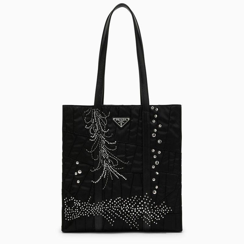 トートバッグ PRADA MEDIUM BLACK RE-NYLON SHOPPING BAG WITH EMBROIDERY Prada Prada Medium Black Re-Nylon Shopping Bag With