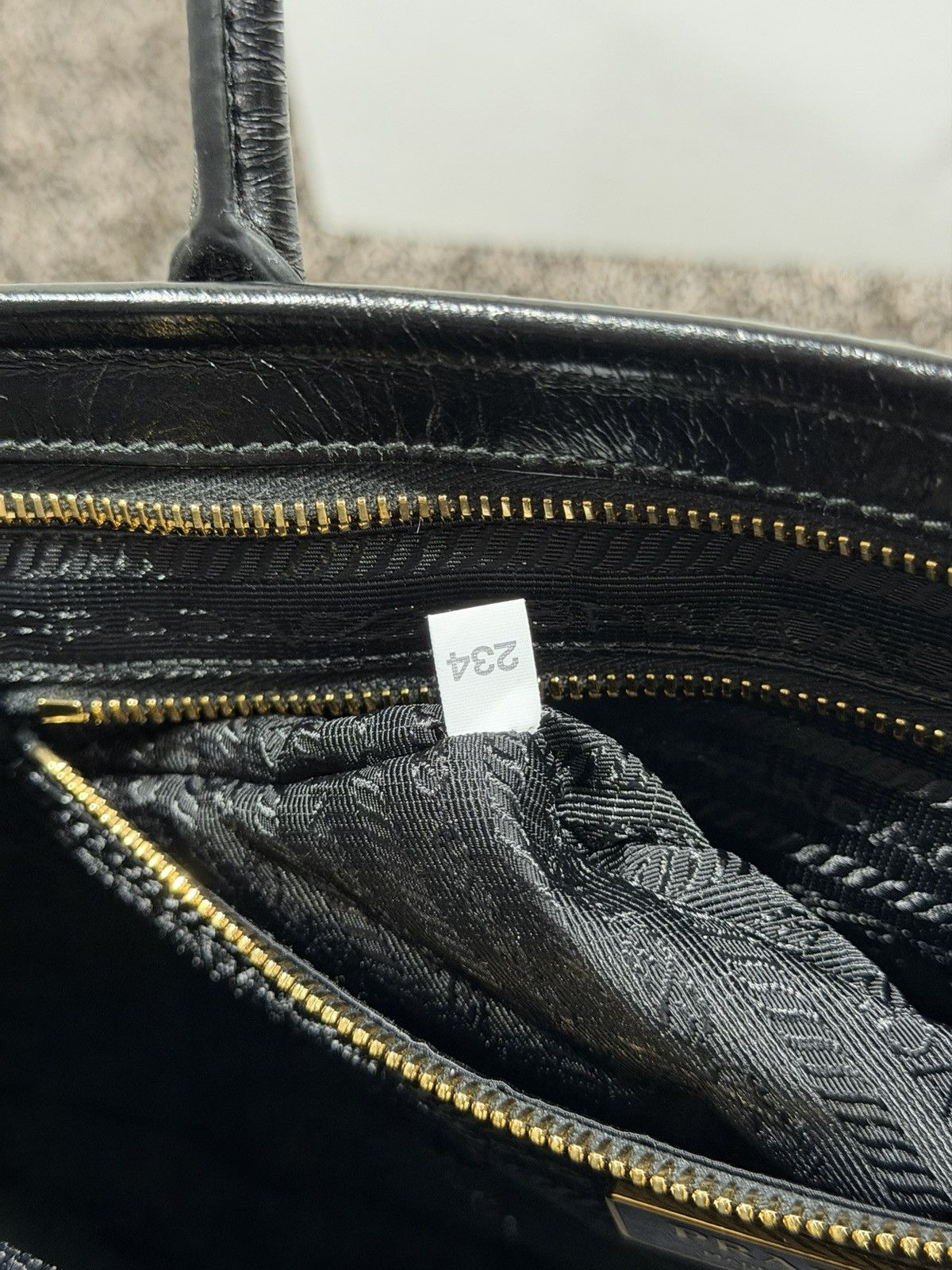 Prada Prada Bonnie Large Black Glossy Leather Handbag Size ONE SIZE - 13 Thumbnail