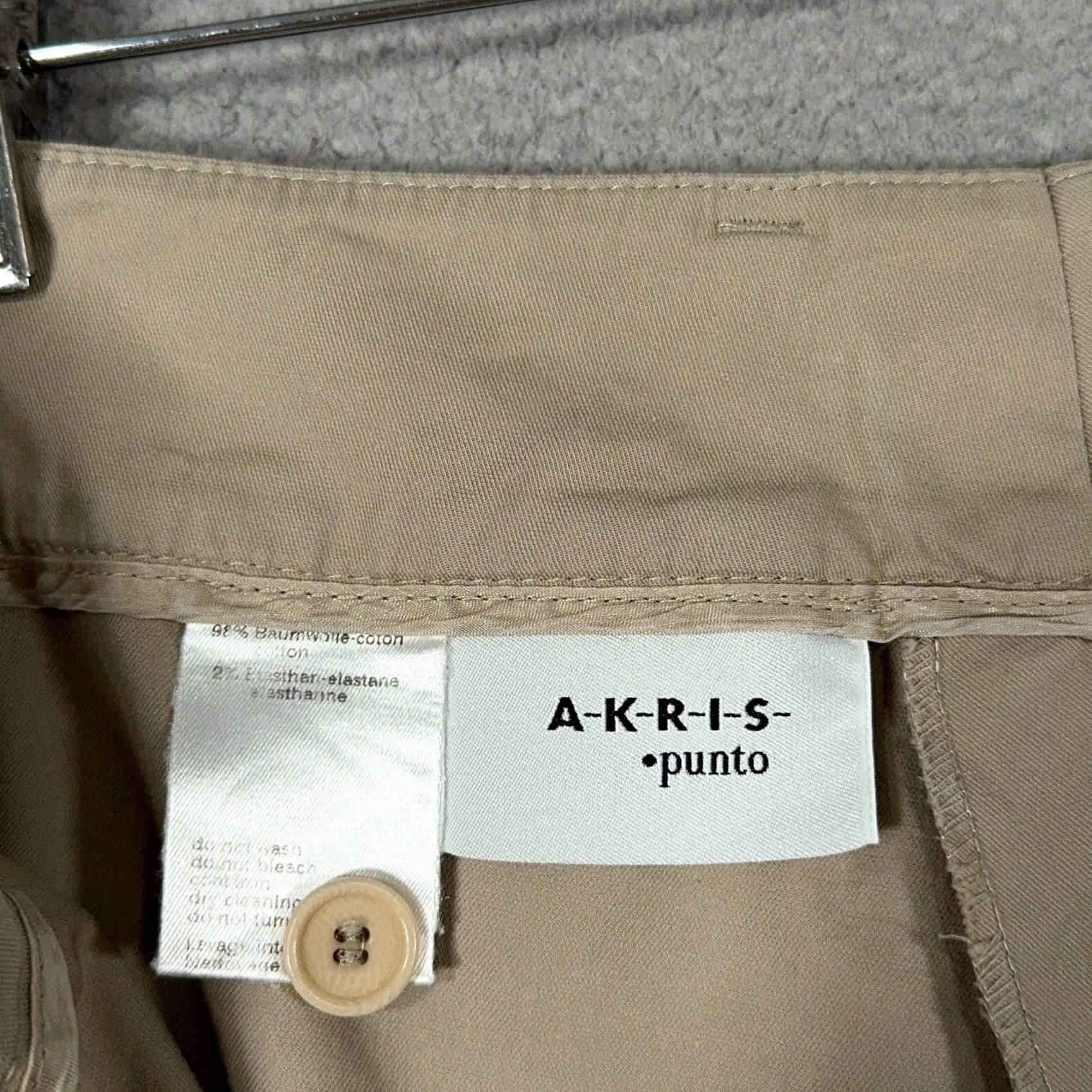 Vintage Akris Punto Pants Womens 8 Beige Flat Front Chino Lightweight Stretch Flawed Size 30" / US 8 / IT 44 - 3 Thumbnail
