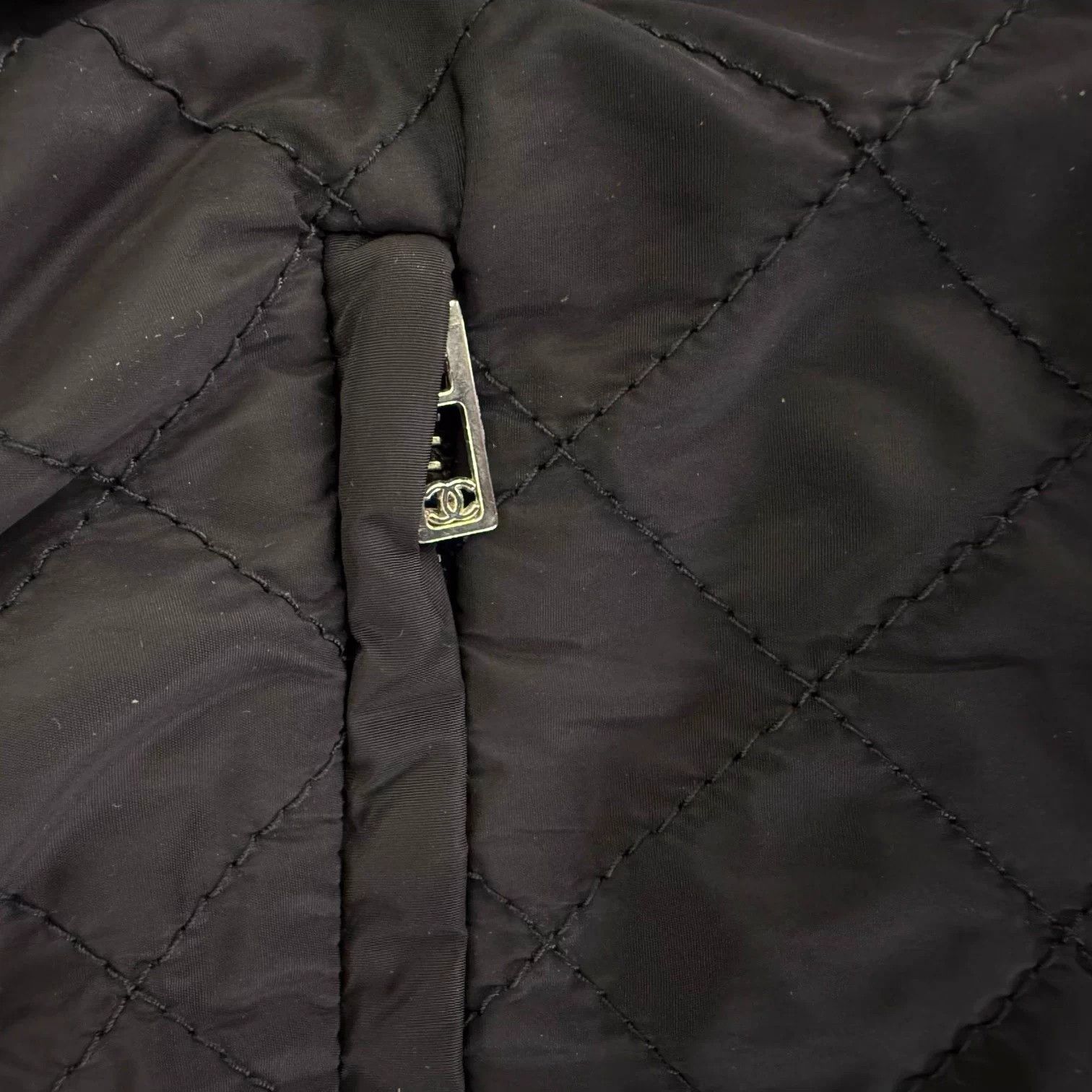 Chanel Chanel Black Quilted Pearl Drawstring Elastic Waist Short Size 28" / US 6 / IT 42 - 6 Thumbnail