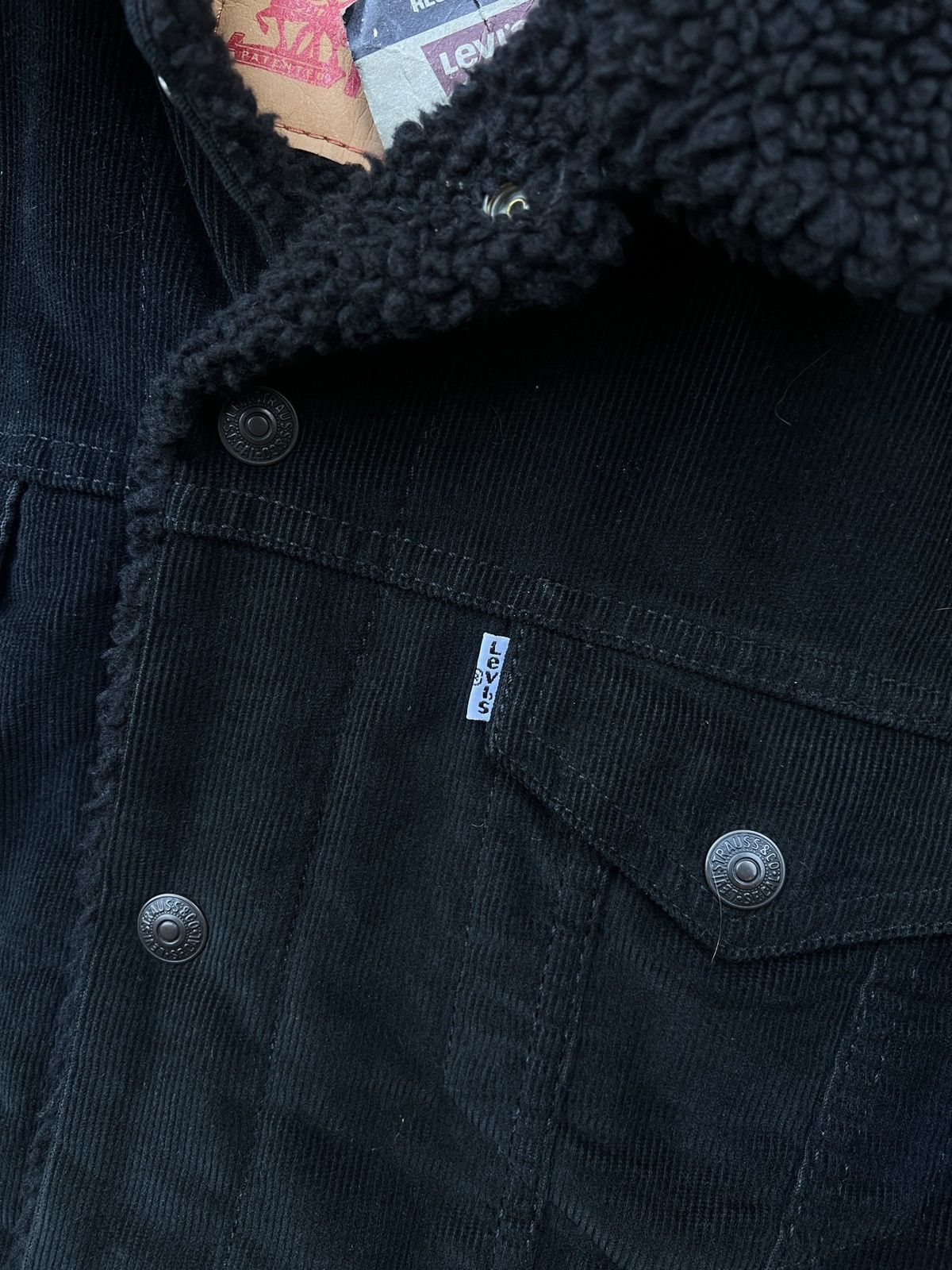 Levi's Levi’s white tab corduroy trucker jacket Size US L / EU 52-54 / 3 - 5 Thumbnail