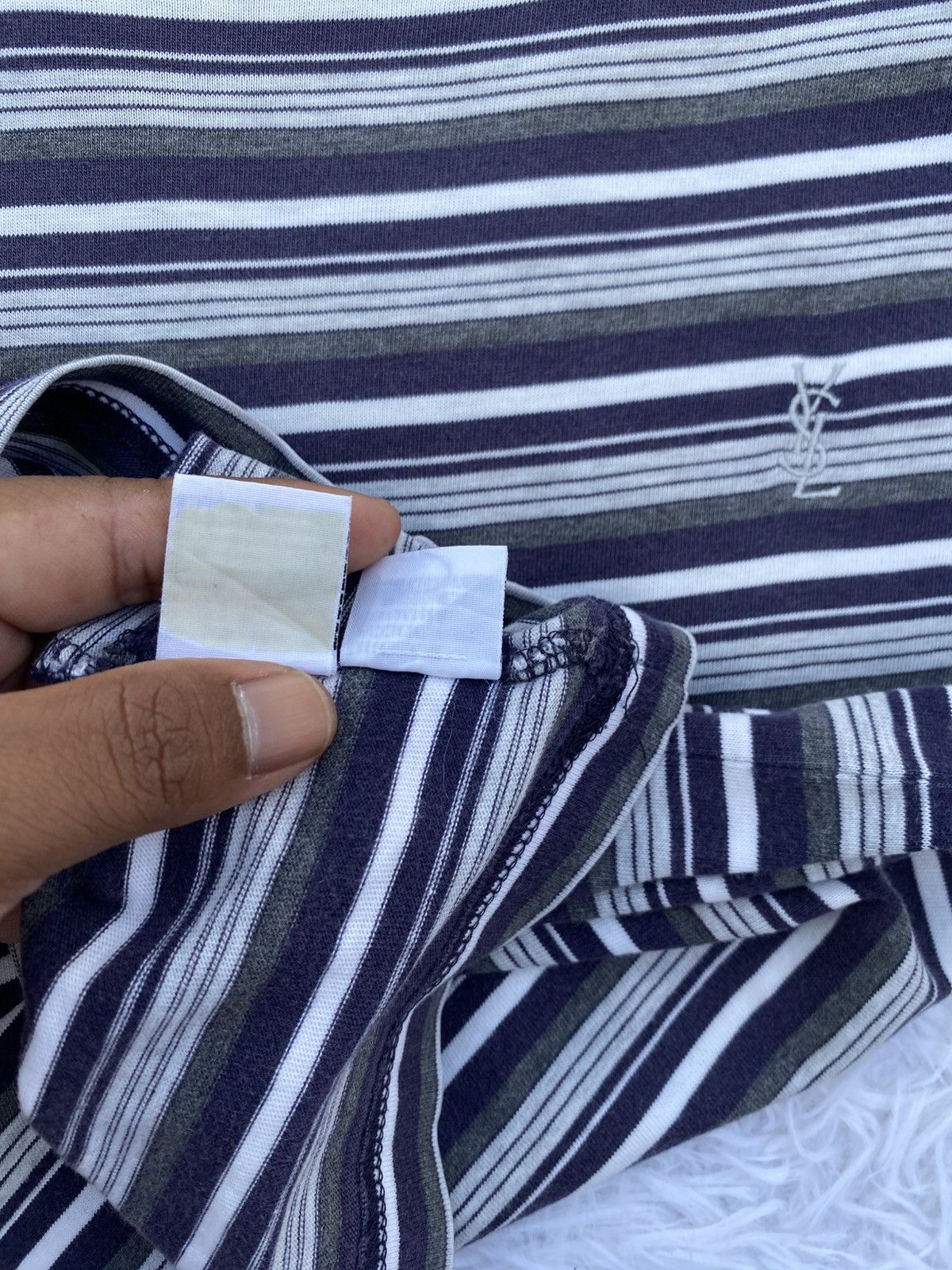 Yves Saint Laurent Rare Vintage YSL Yves Saint Laurent Stripes Tshirt Size US S / EU 44-46 / 1 - 13 Thumbnail