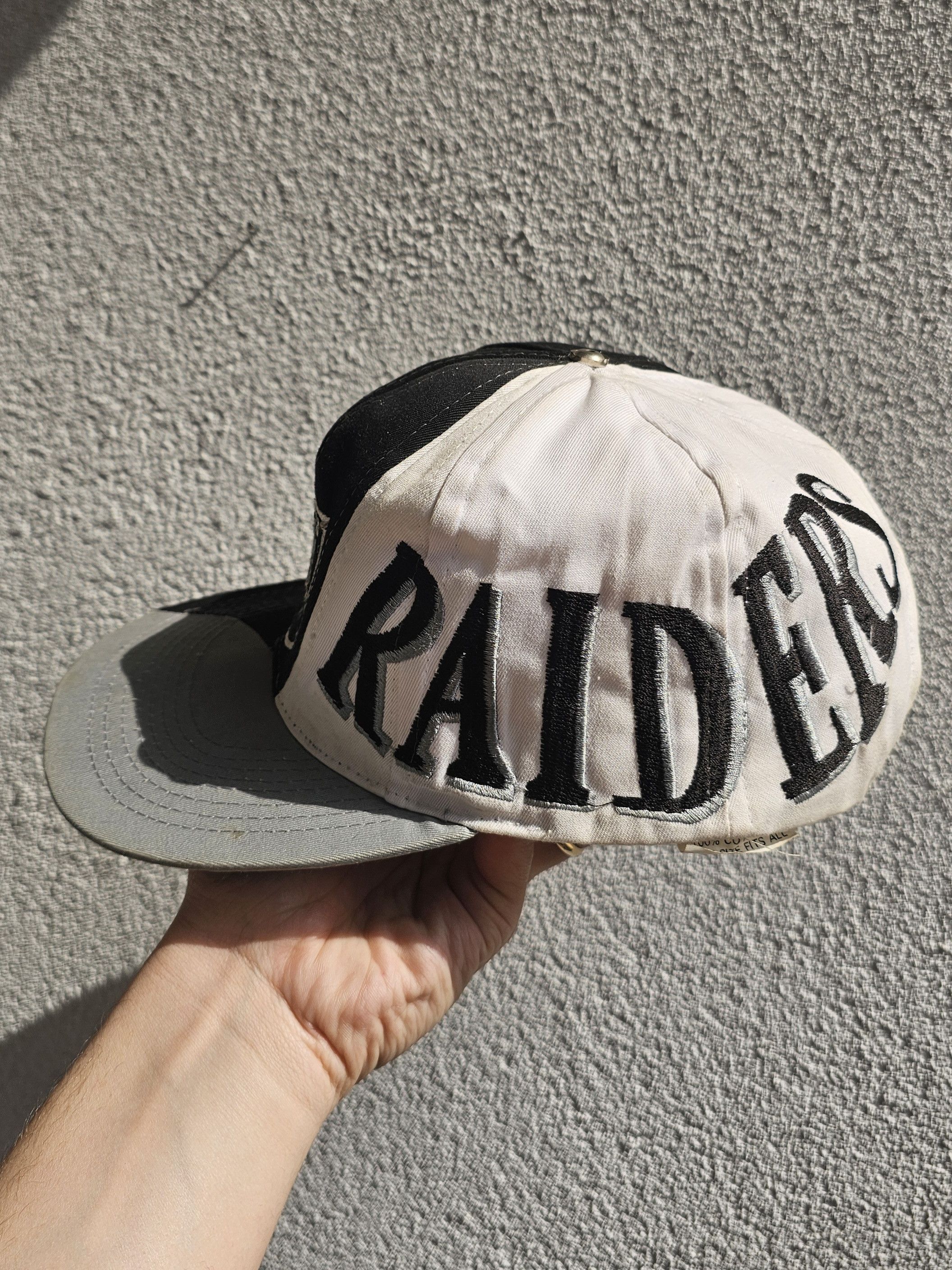 NFL Los Angeles Raiders Big Logo Spell Out Hat Size ONE SIZE - 2 Thumbnail