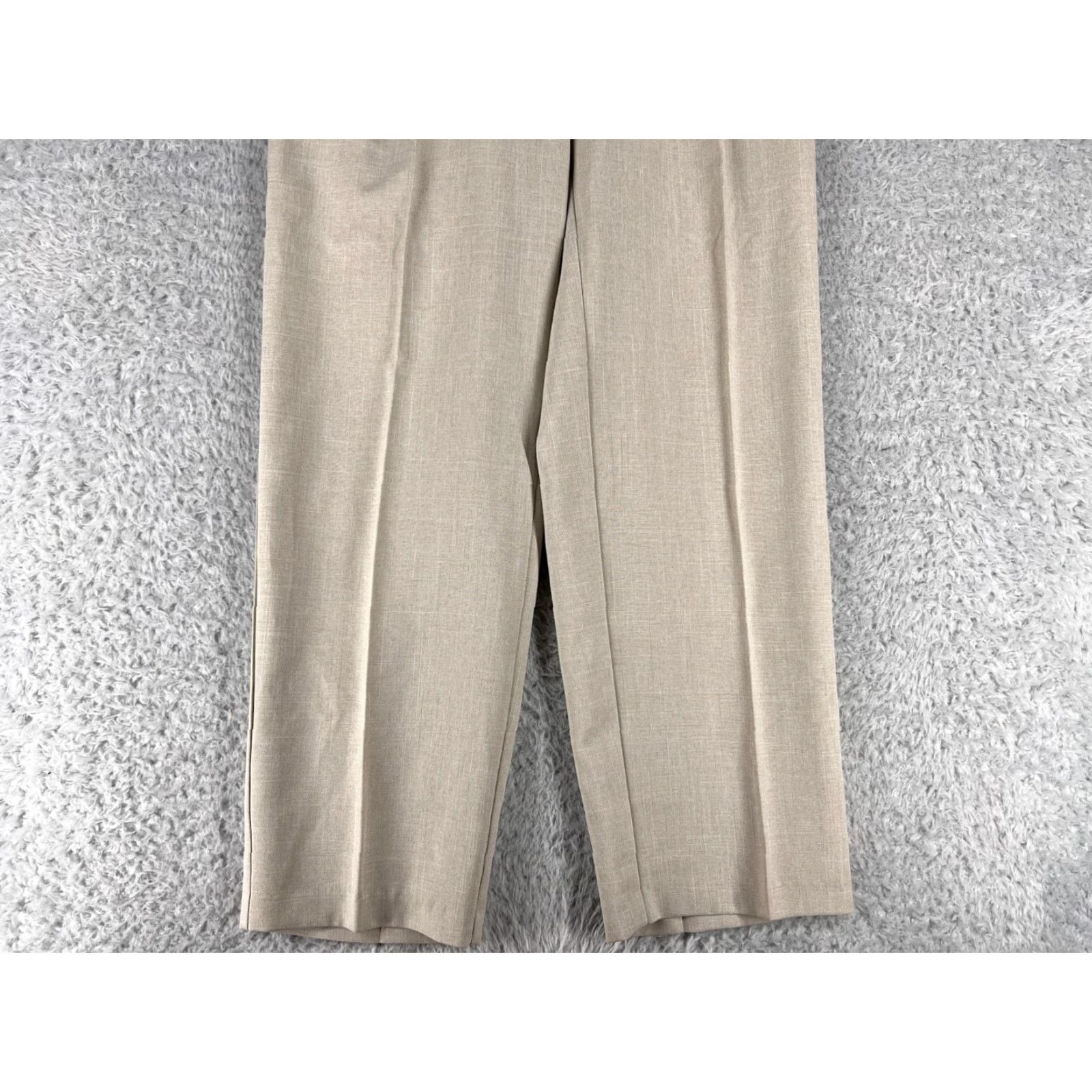 Vintage Bend Over Beige Pants Womens 14 Slim Inseam 29.5" Pleated High Rise Polyester USA Made Casual Modern Size 36" / US 14 / IT 50 - 5 Thumbnail