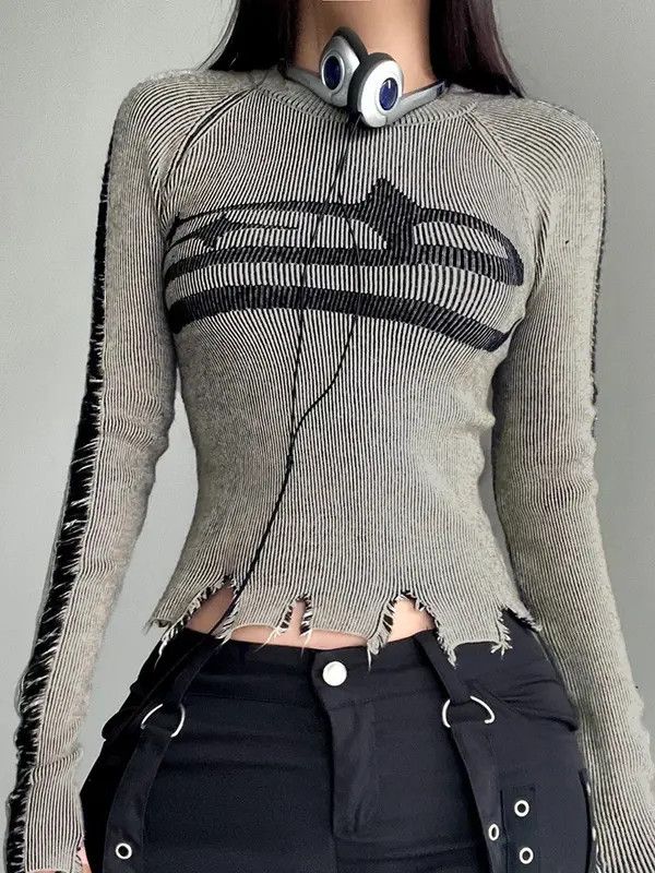 VIBE Ripped Distressed Women Long Sleeve Star Design Sweater Size L / US 10 / IT 46 - 2 Thumbnail