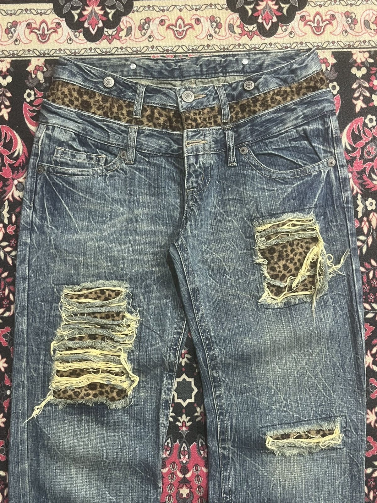 Japanese Brand Vintage Distressed Double Waist Leopard Style Blue Jeans Size 30" / US 8 / IT 44 - 4 Thumbnail