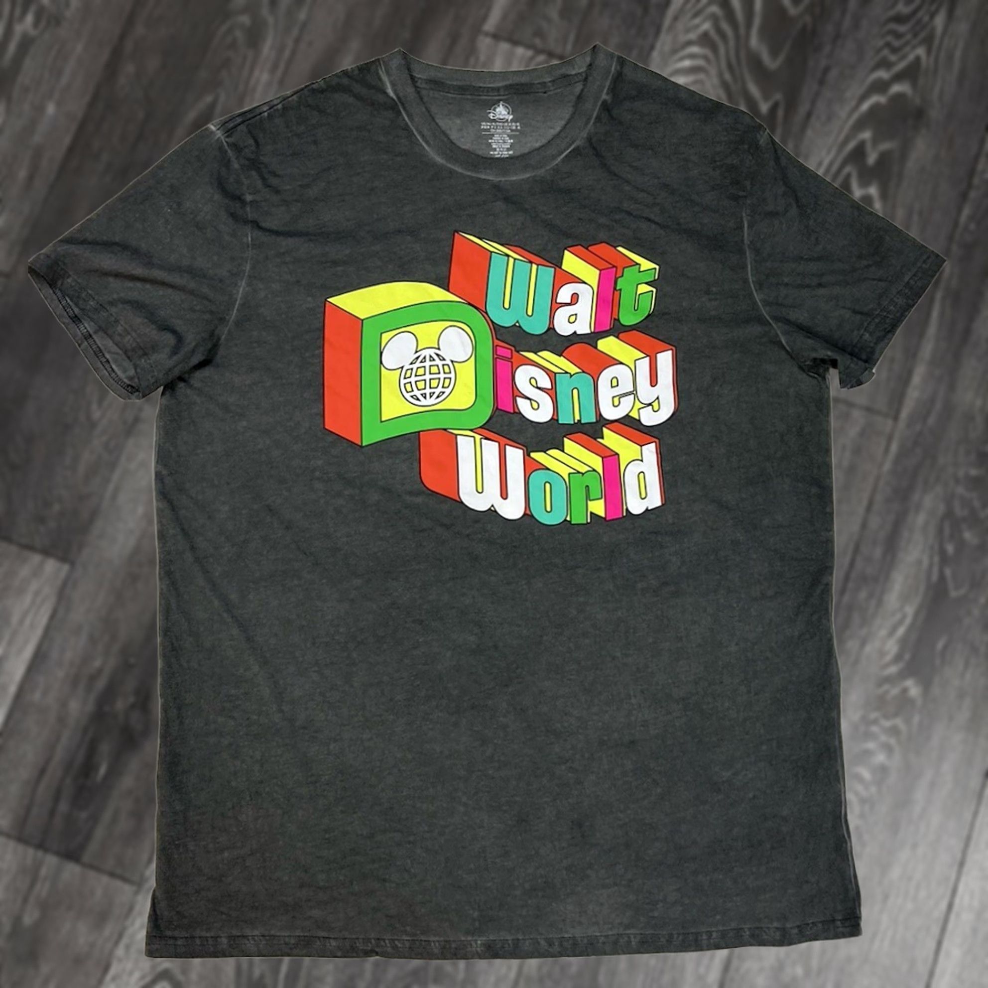 Disney Walt Disney World Graphic T-shirt Men XL Gray Short Sleeve Size US XL / EU 56 / 4 - 1 Thumbnail