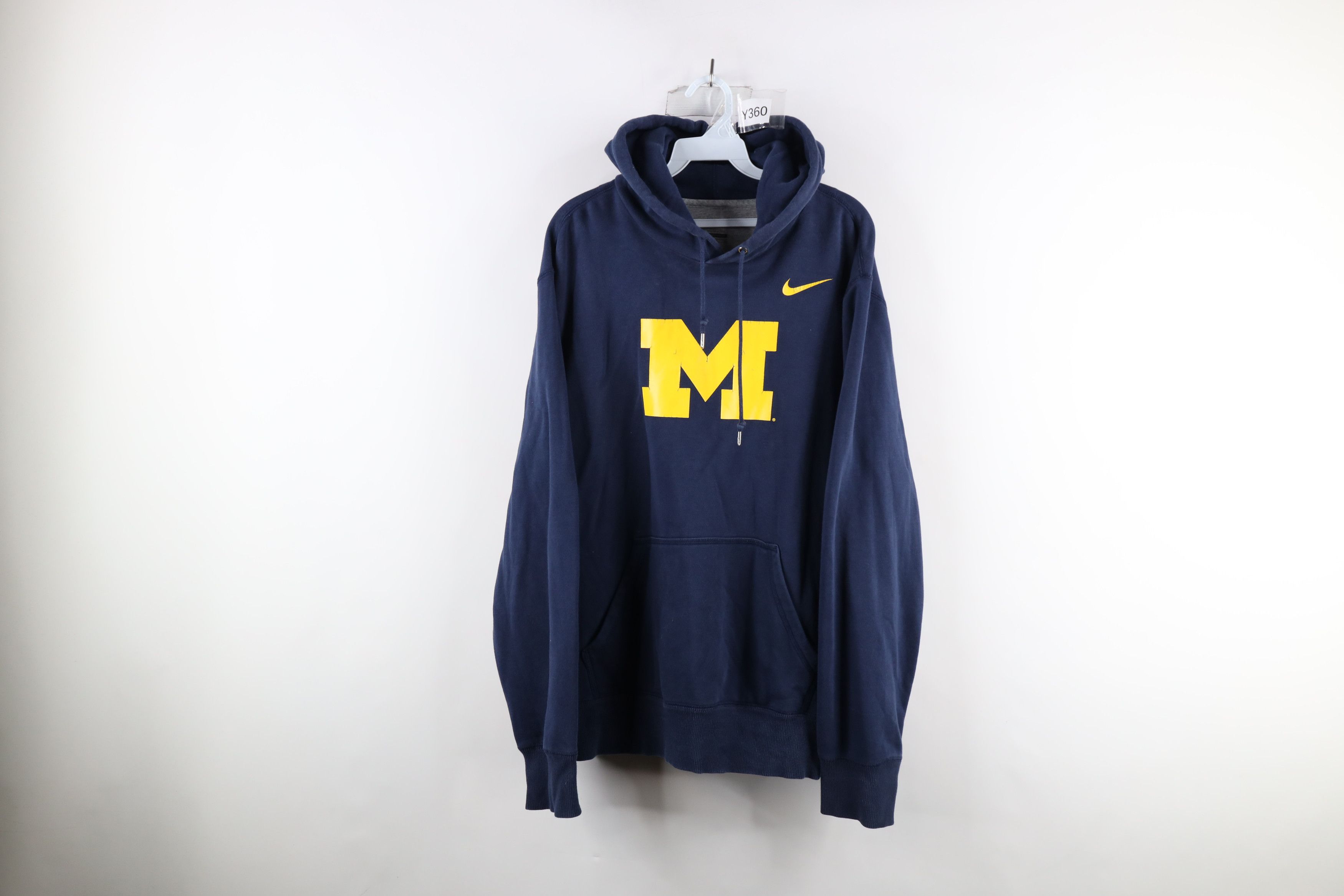 Nike × Vintage Vintage Nike University of Michigan M Hoodie Sweatshirt Size ONE SIZE - 1 Thumbnail