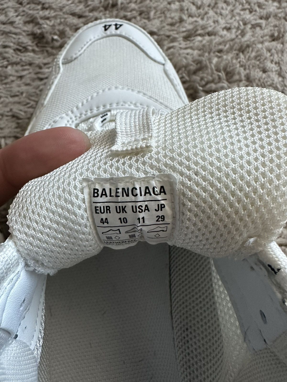Balenciaga Balenciaga Triple S Clear Sole White Cream Size 44 (OG All) Size US 11 / EU 44 - 9 Thumbnail