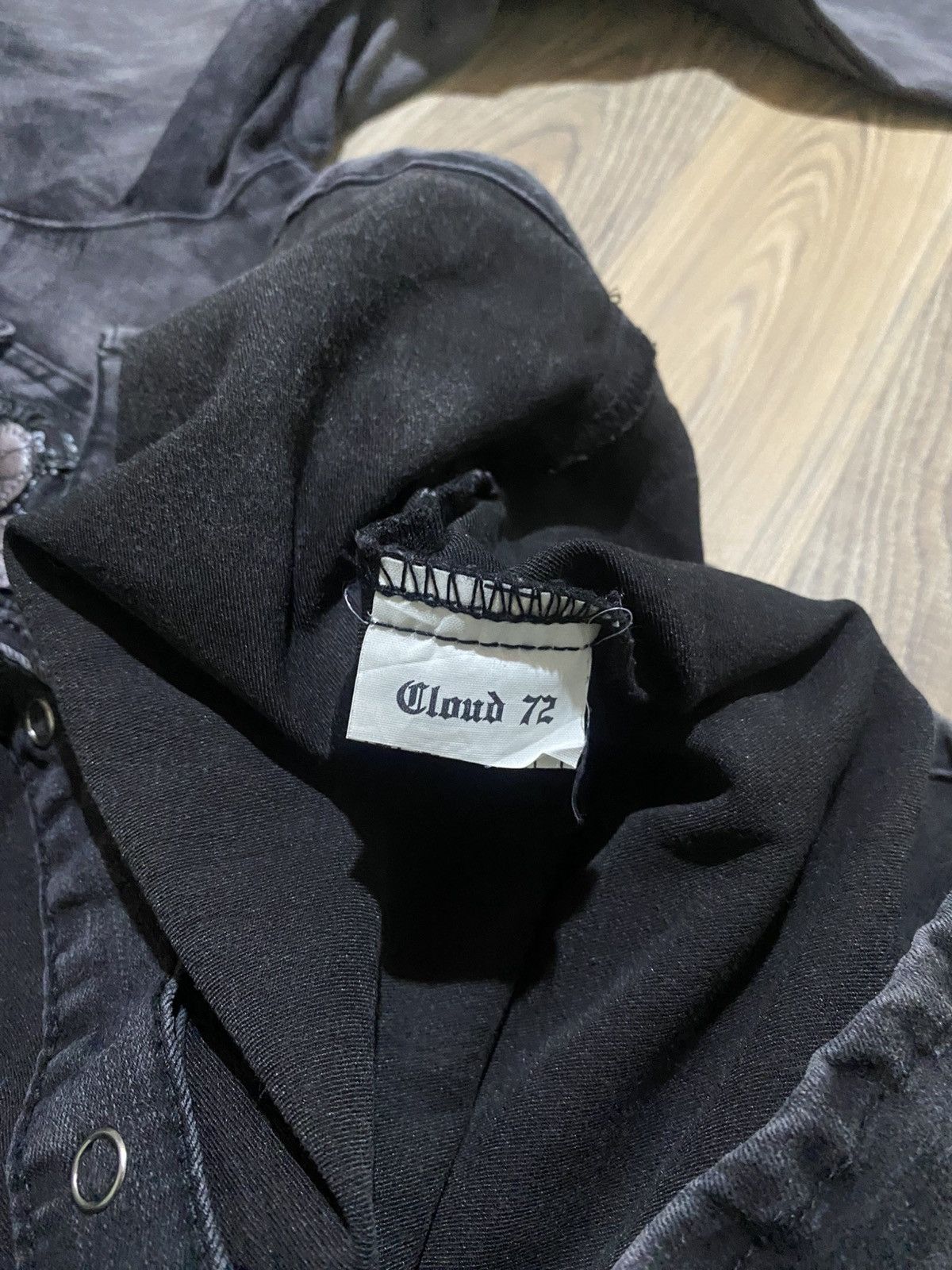 Japanese Brand AVANT GARDE CLOUD 72 BUTTON SHIRT Size US M / EU 48-50 / 2 - 4 Thumbnail