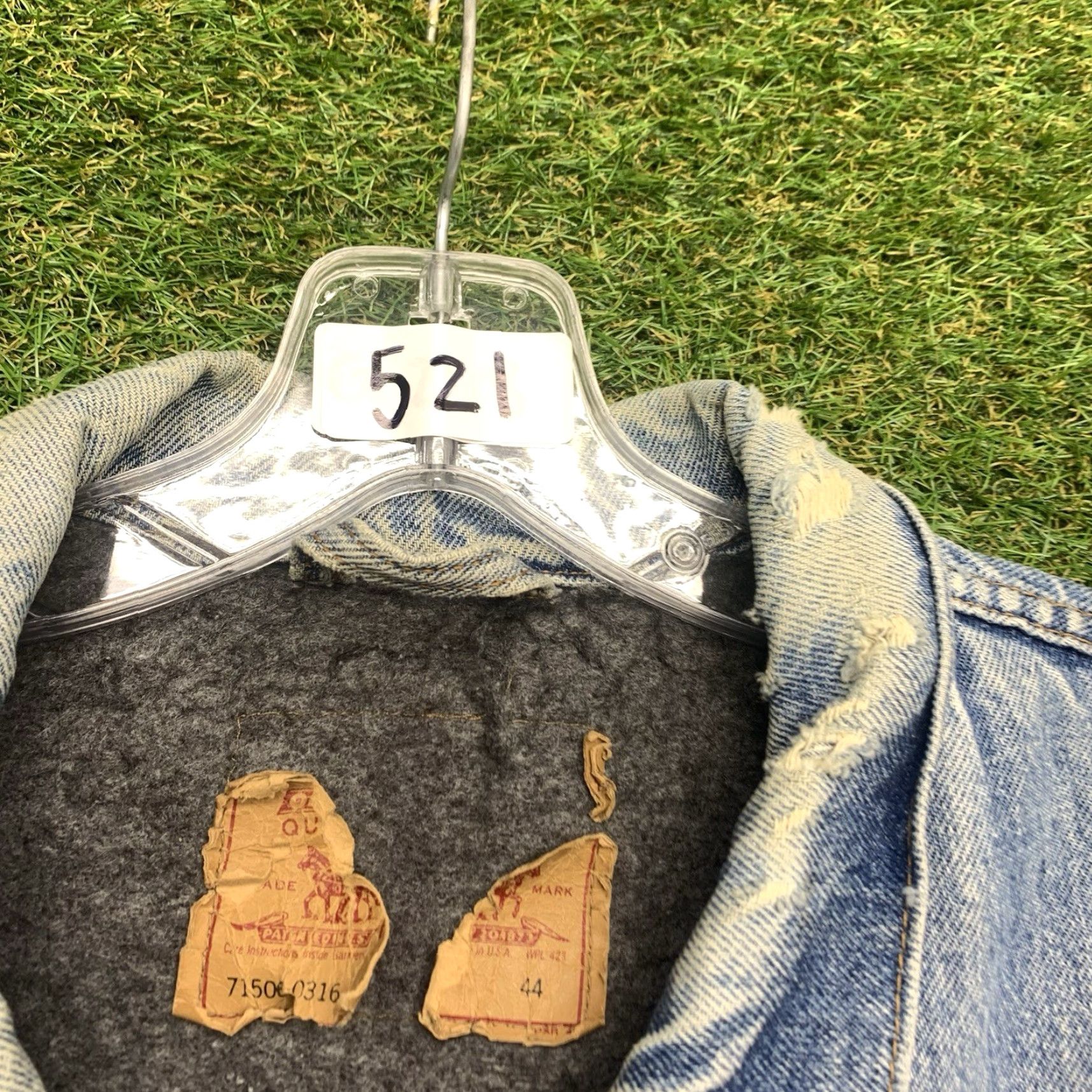 Levi's VINTAGE Levi's Trucker Jacket Mens 44 Denim Blue 70506 0316 USA Made Leather? No. Size US S / EU 44-46 / 1 - 4 Thumbnail