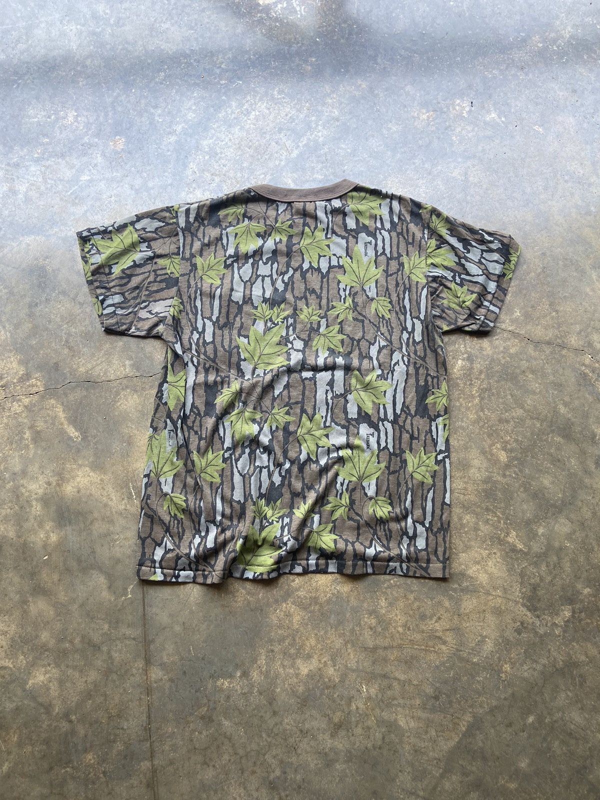 Realtree Crazy Vintage 80’s Tree Camo T-Shirt USA Size US M / EU 48-50 / 2 - 3 Thumbnail
