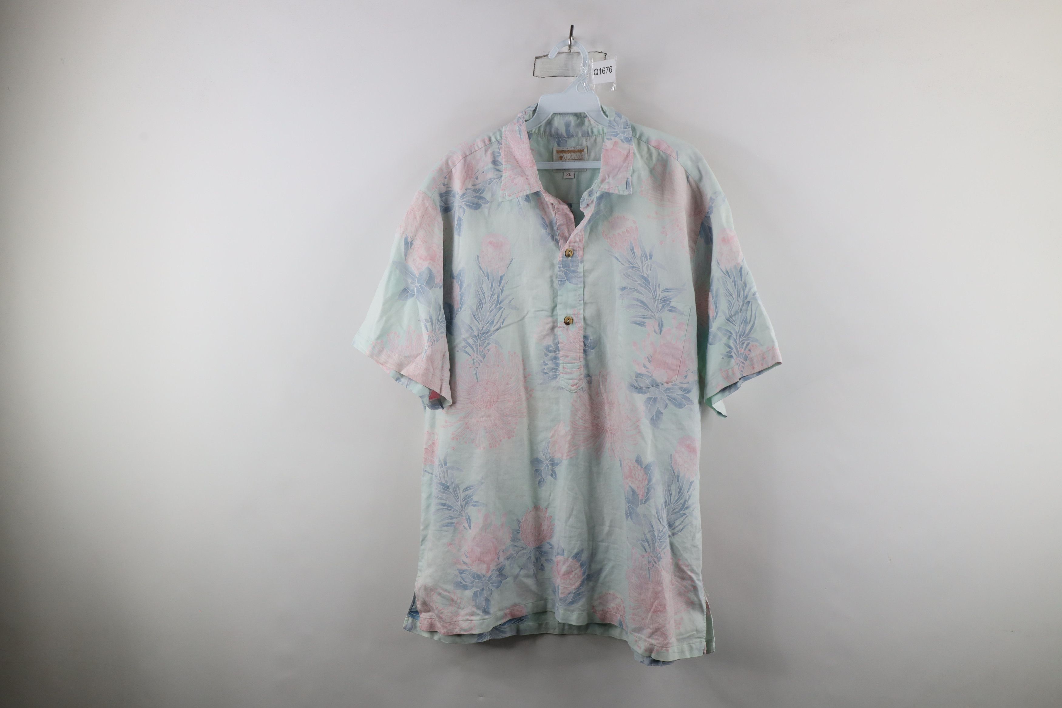 Vintage Vintage 90s Streetwear Reverse Collared Button Polo USA Size US XL / EU 56 / 4 - 1 Thumbnail