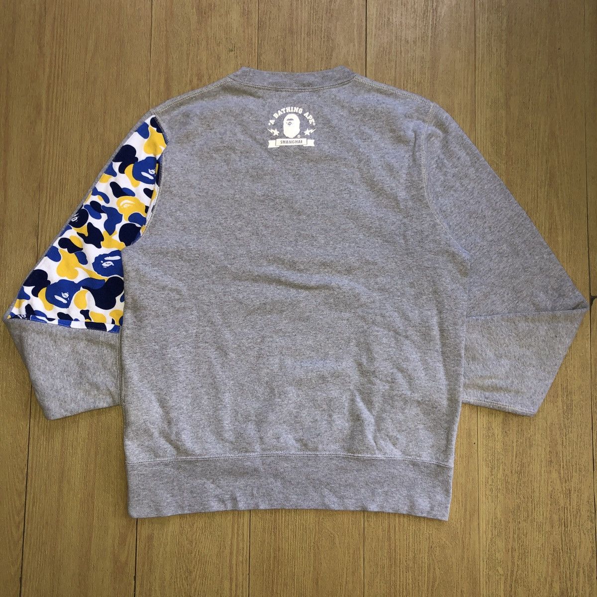 Bape Bape Shanghai Swarovski Shark Crewneck Size US S / EU 44-46 / 1 - 3 Thumbnail