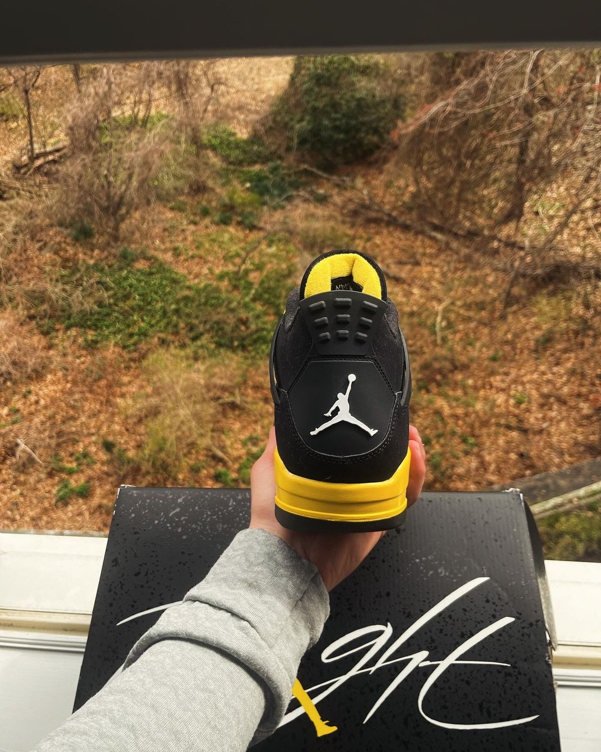 Jordan Brand Jordan 4 thunder Size US 12.5 / EU 45-46 - 3 Thumbnail