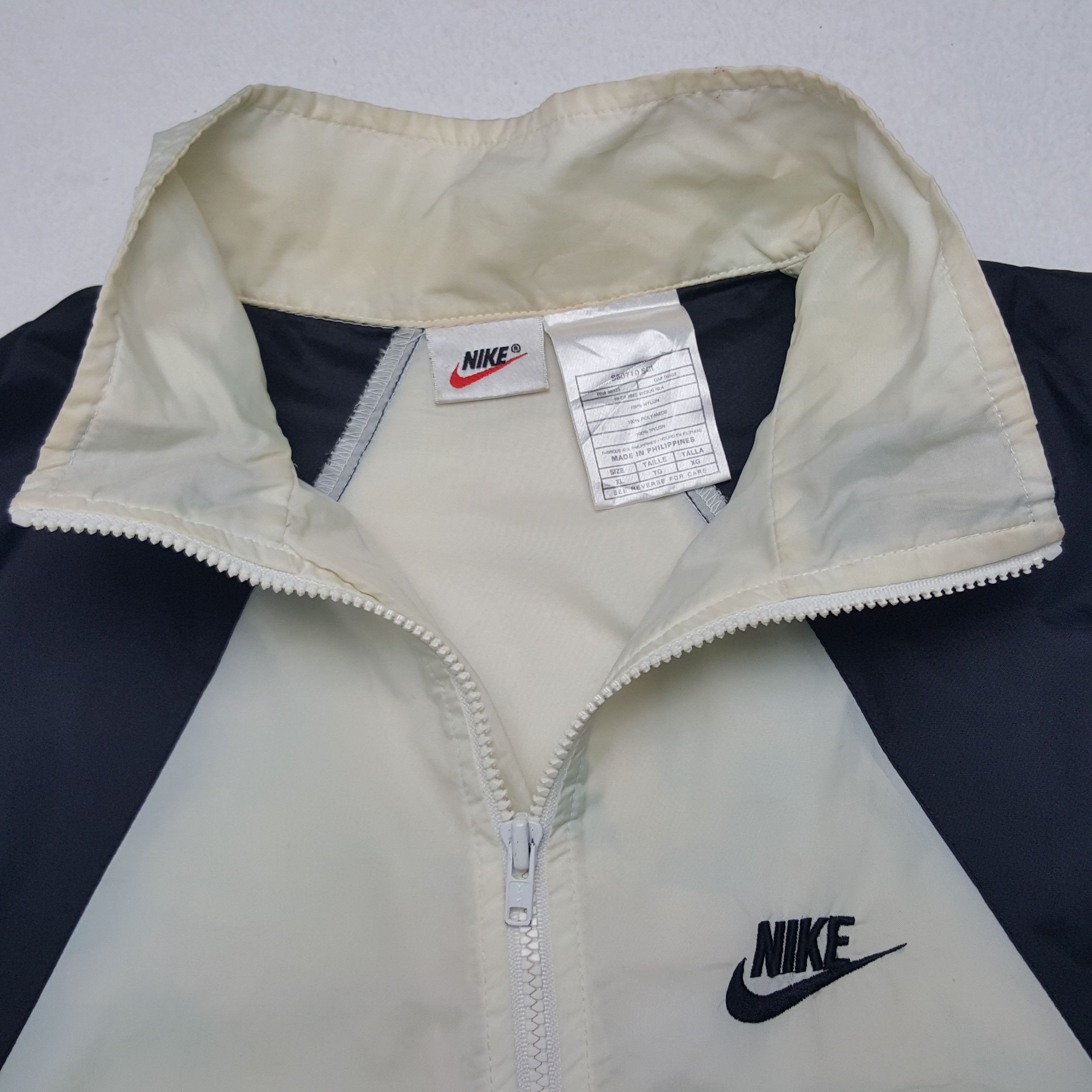 Nike × Vintage Vintage Nike Sport Windbreaker Zipper Jacket Size US XL / EU 56 / 4 - 4 Thumbnail