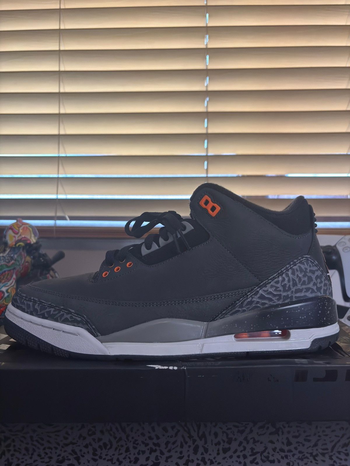 Jordan Brand Nike Air Jordan 3 Retro "Fear" Size US 11 / EU 44 - 1 Thumbnail