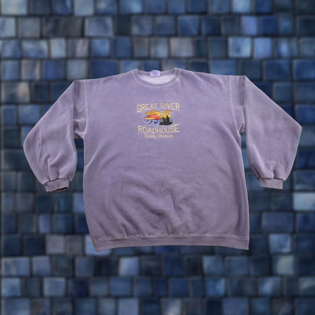 Greats VINTAGE Santee Duck Hunting Embroidered Crewneck Sweatshirt - Purple - XL - Men Size US XL / EU 56 / 4 - 1 Thumbnail