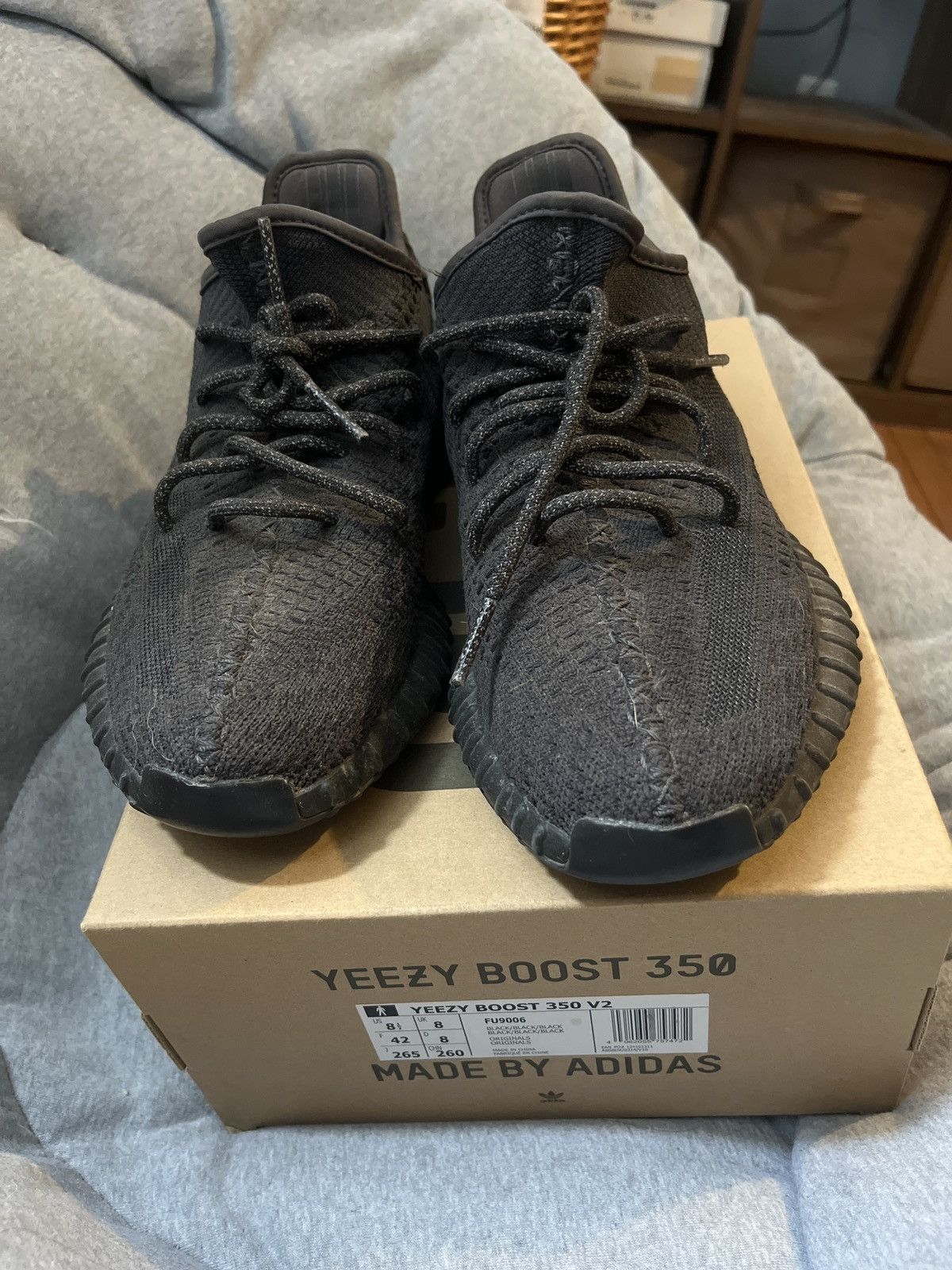 Yeezy Boost 350 V2