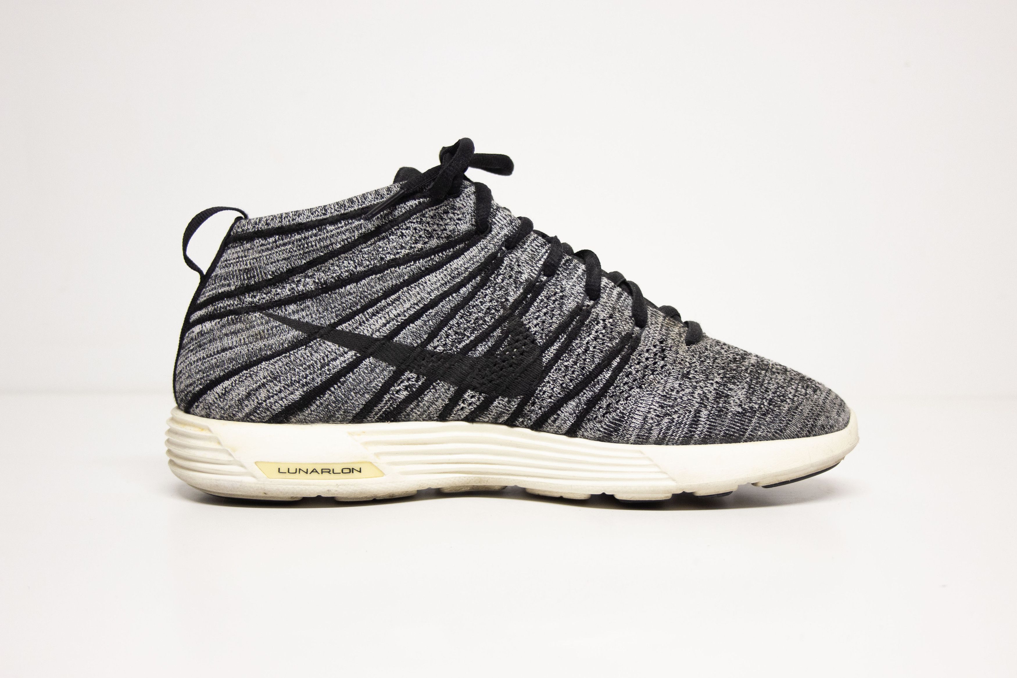 Nike Nike Lunar Flyknit Chukka sz 8.5 | Black White Sail Oreo Size US 8.5 / EU 41-42 - 2 Thumbnail