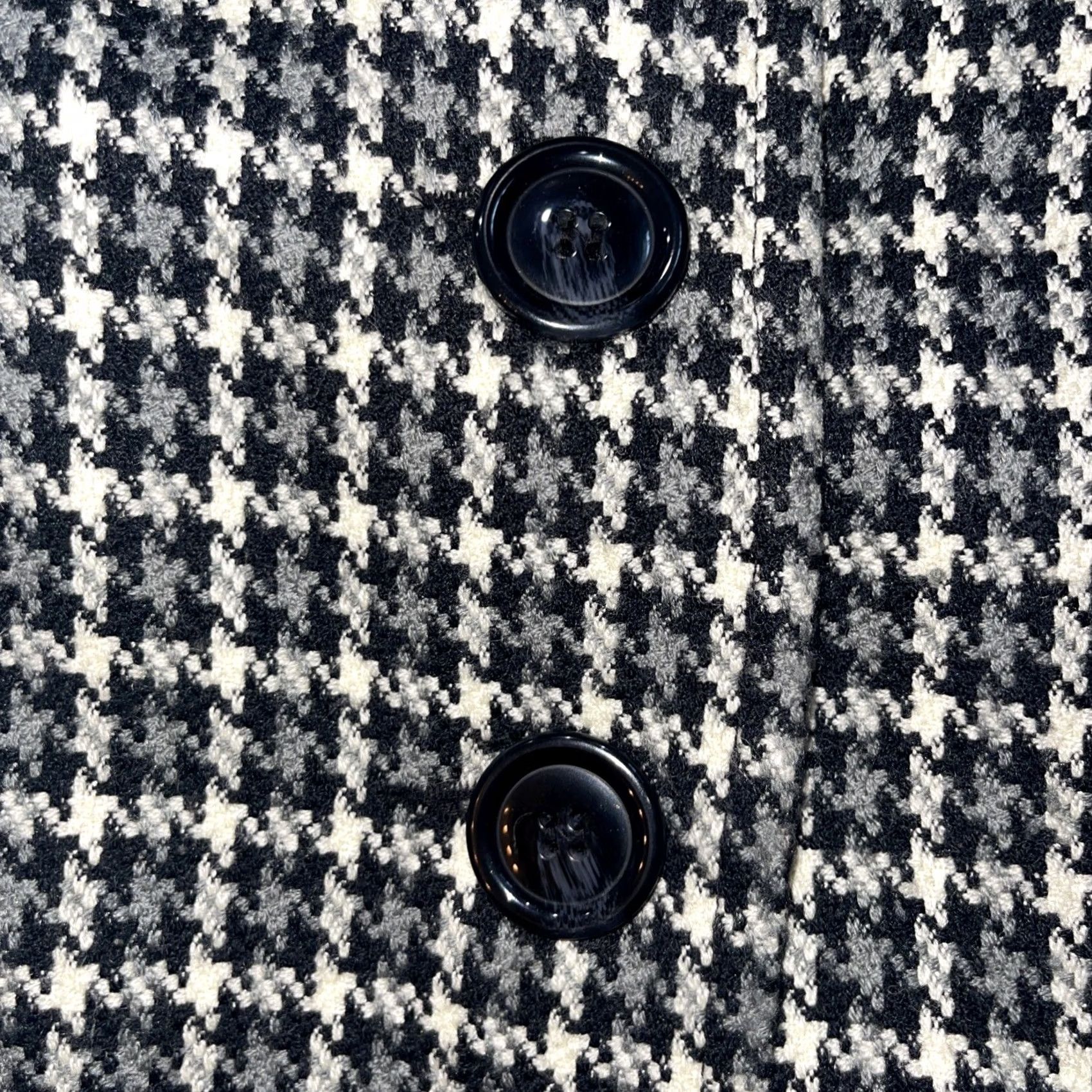 Vintage Briggs New York Womens Jacket Black Gray Cream Plaid Lined Wool Blend 3/4 Sleeve Short Sz 10P Button Coat Size L / US 10 / IT 46 - 5 Thumbnail