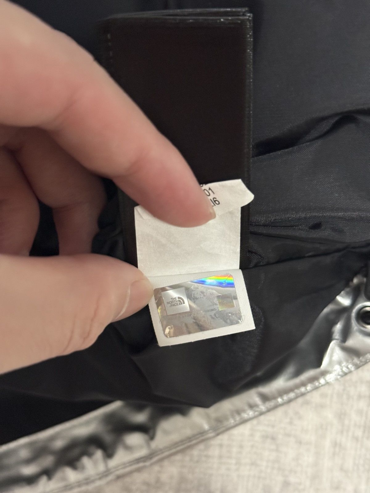 The North Face Supreme tnf the north face metallic mountain parka sliver Size US L / EU 52-54 / 3 - 8 Thumbnail