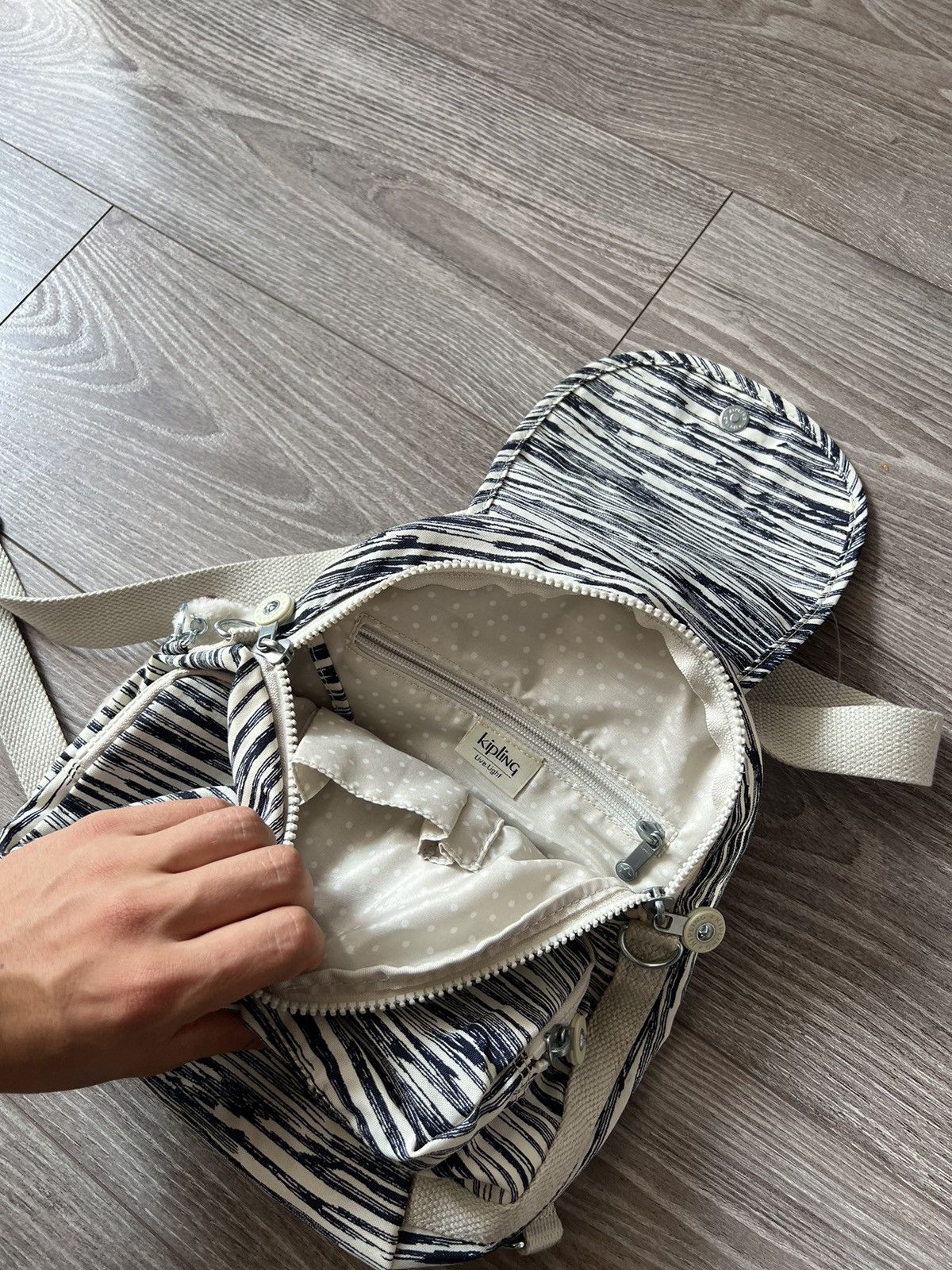 Other Vintage Kipling BackPack Valentina Monkey Rare Colourway Bag Size ONE SIZE - 17 Thumbnail