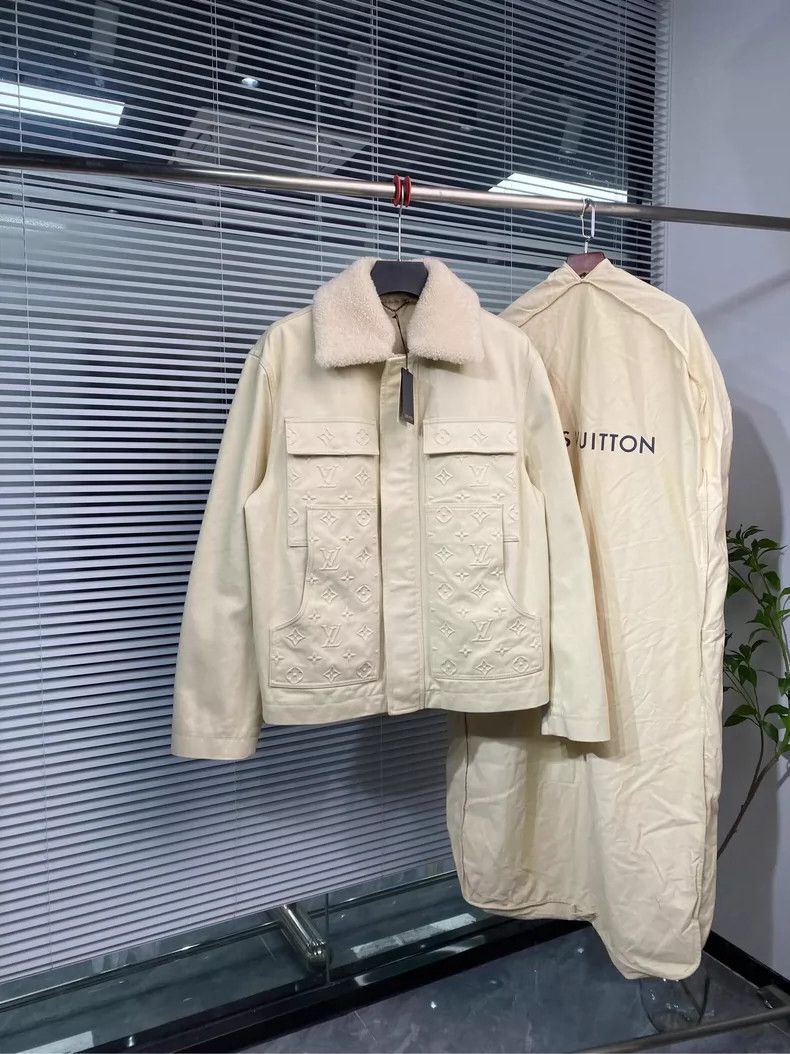 Louis Vuitton LOUIS VUITTON Zip Embossed Old Wood Jacket 2504-Nextarrow Size US M / EU 48-50 / 2 - 1 Thumbnail