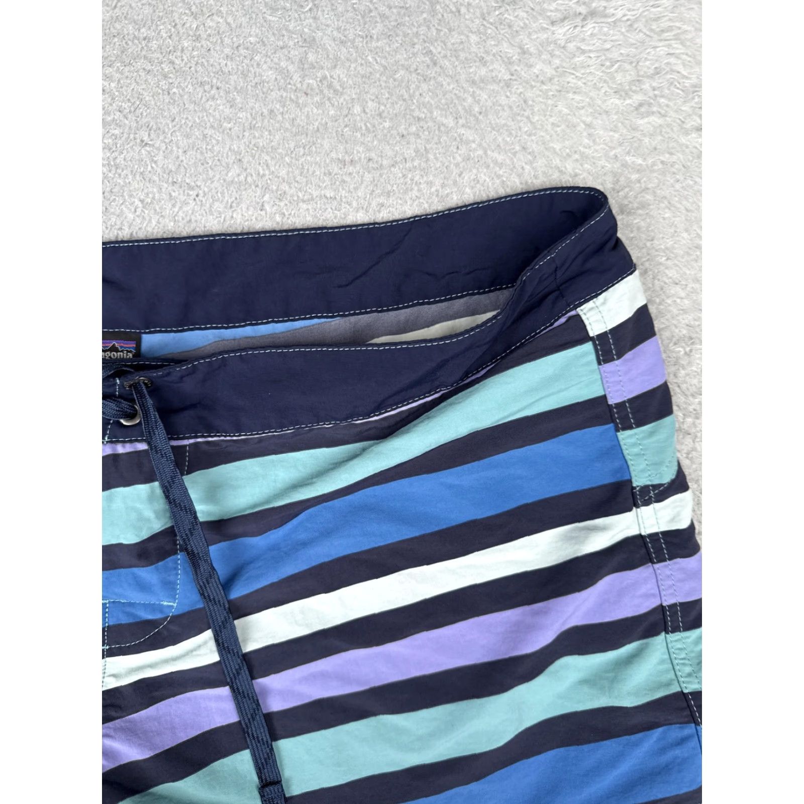 Patagonia Patagonia Board Shorts Womens 16 Blue Purple Striped Drawstring Zip Pocket Swim Bottoms Size 38" / US 16 / IT 52 - 5 Thumbnail