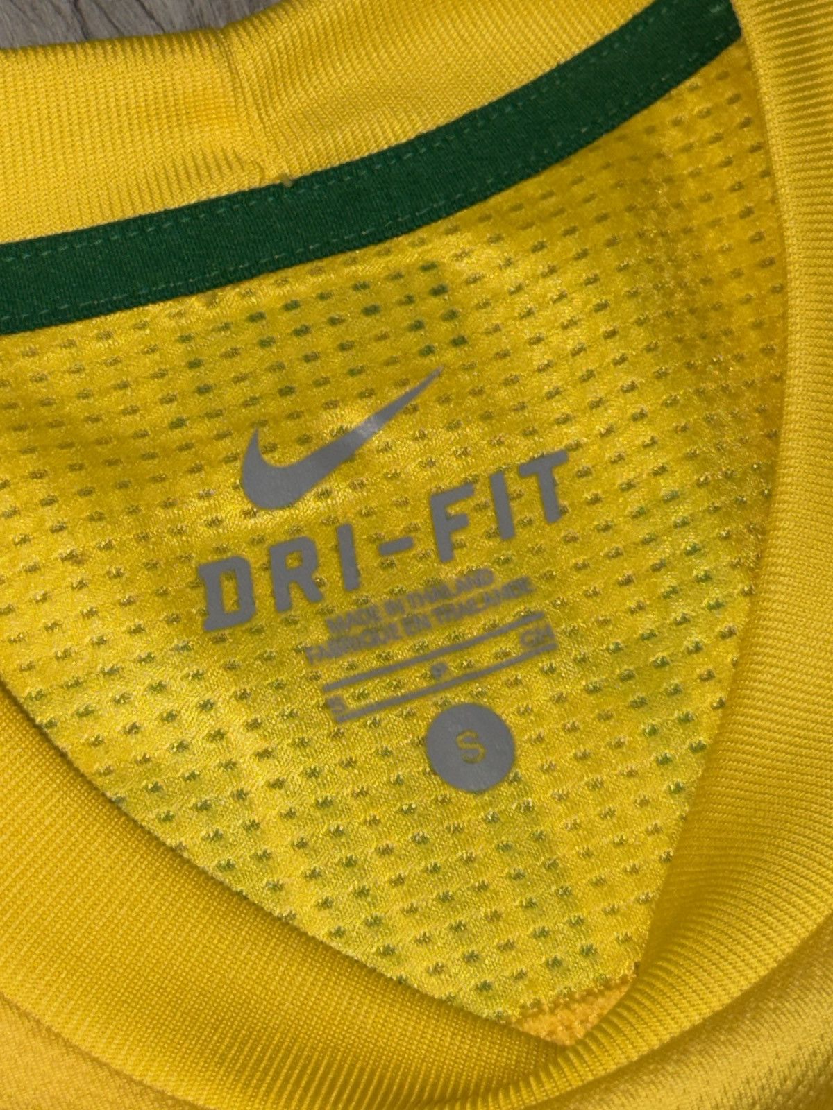Nike Authentic Neymar Brazil Jersey Player Version RARE Size US S / EU 44-46 / 1 - 4 Thumbnail