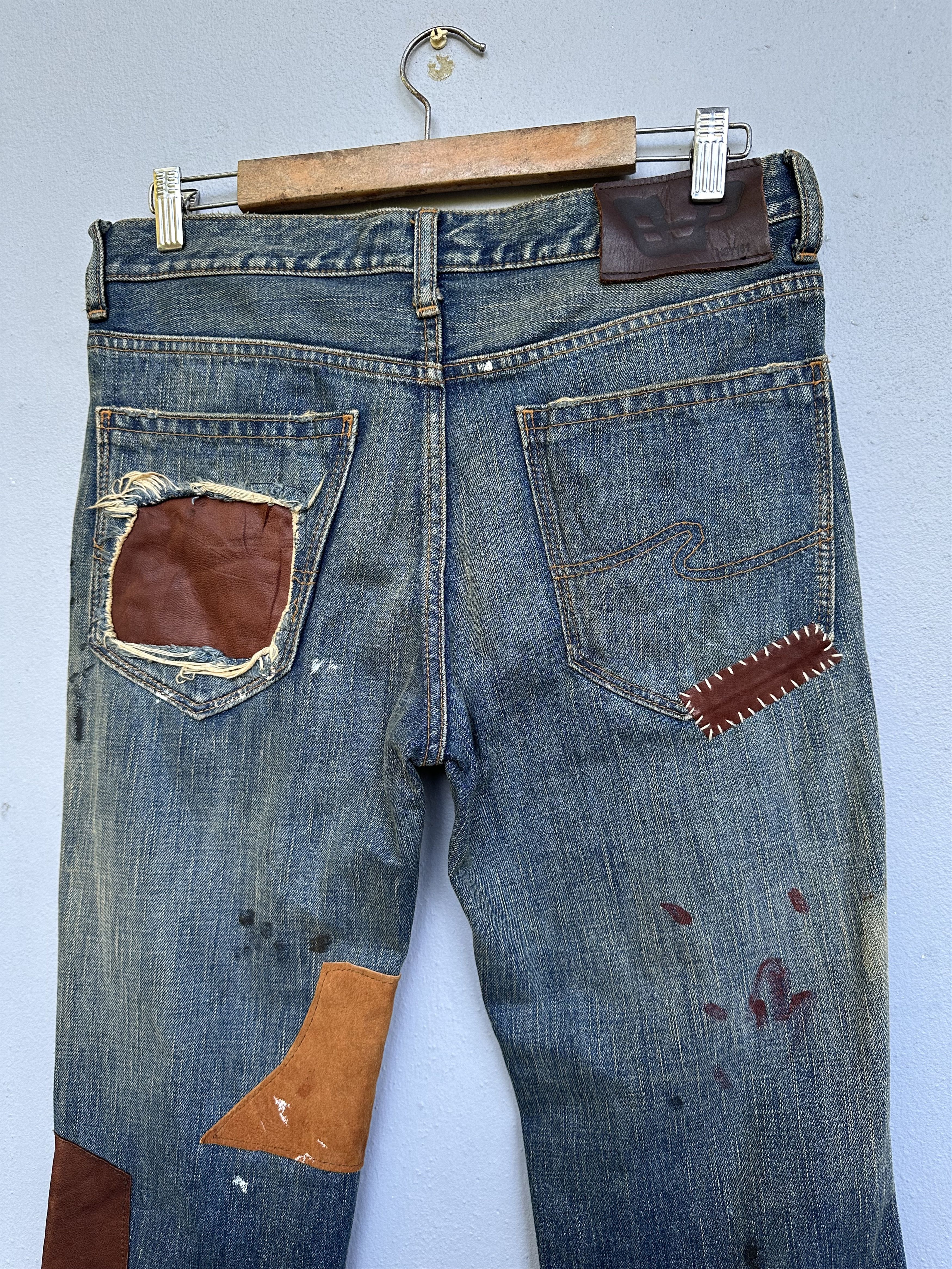 Japanese Brand Vtg Japanese Brand Bonds & Peace Rips Patchwork Denim Jeans Size US 31 - 16 Thumbnail