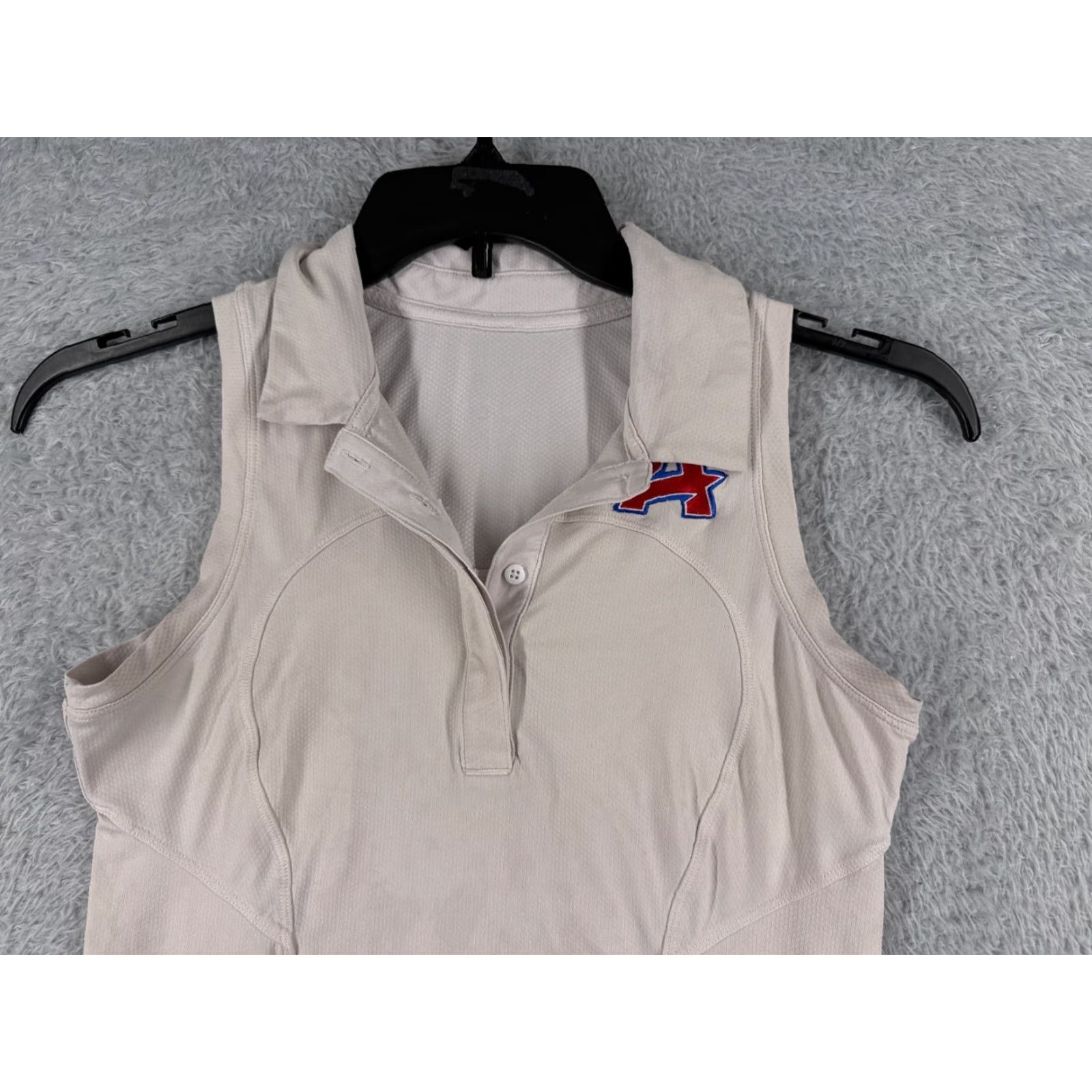 Lululemon Lululemon Shirt Women Polo Shirt Sleeveless Embroidered White 4 Size S / US 4 / IT 40 - 4 Thumbnail