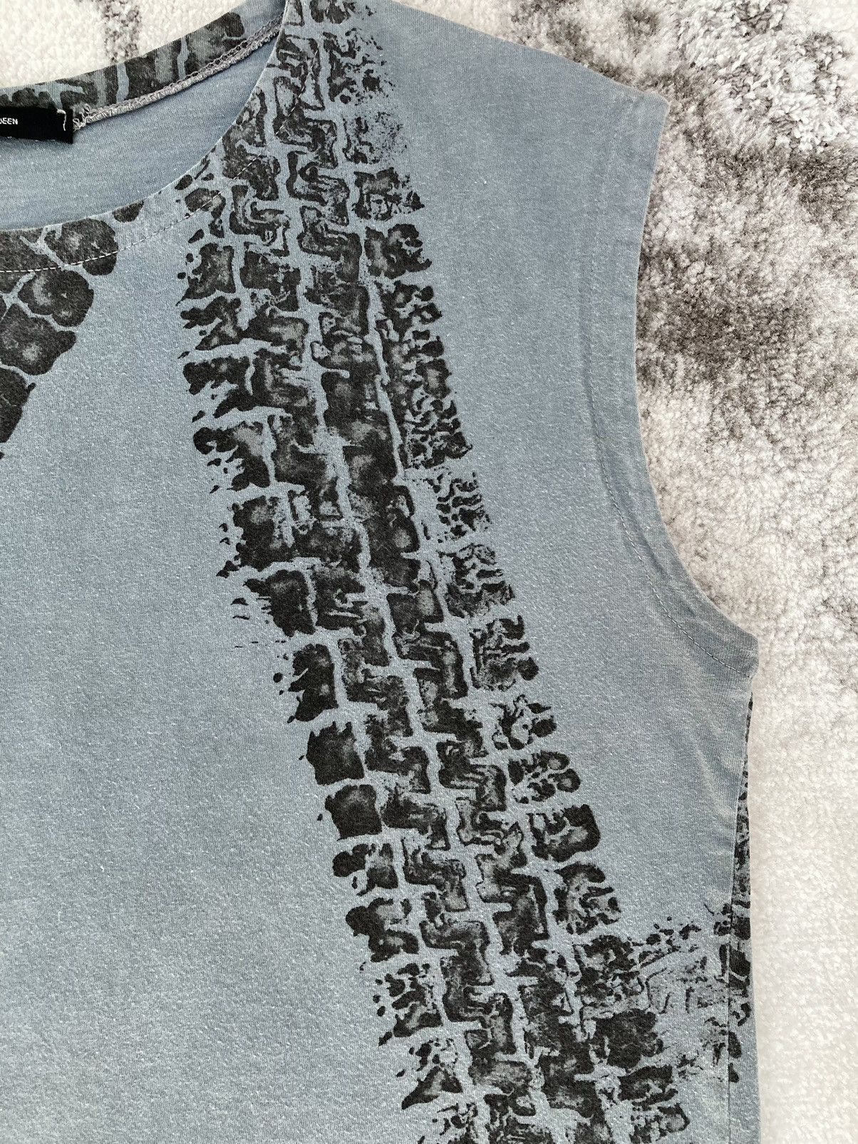 Alexander McQueen S/S 1997 Tire Track Tank Top Size US L / EU 52-54 / 3 - 5 Thumbnail