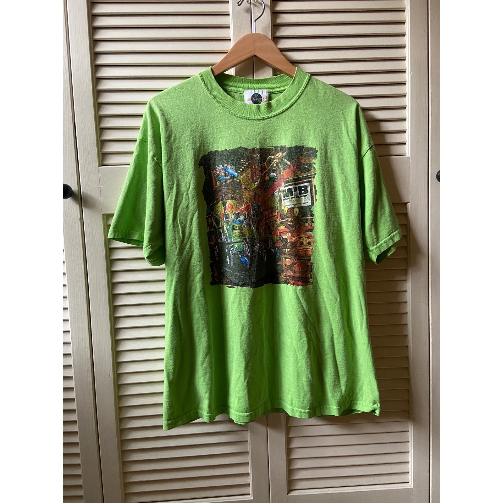 Universal Studios × Vintage Vintage Universal Studios Men in Black MIB Alien Green Shirt Size US XL / EU 56 / 4 - 2 Thumbnail