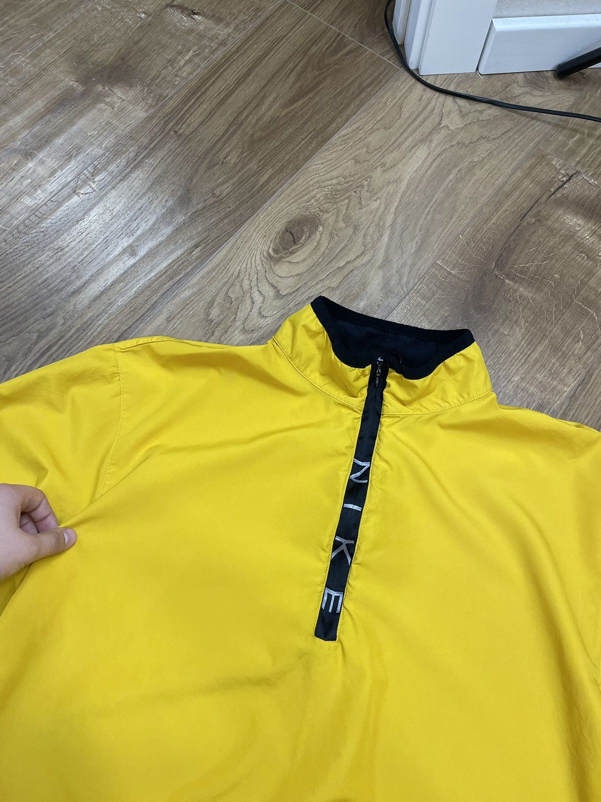 Nike Vintage Nike Y2K Style Hot Yellow Logo Anorak Bomber Jacket Size US L / EU 52-54 / 3 - 11 Thumbnail