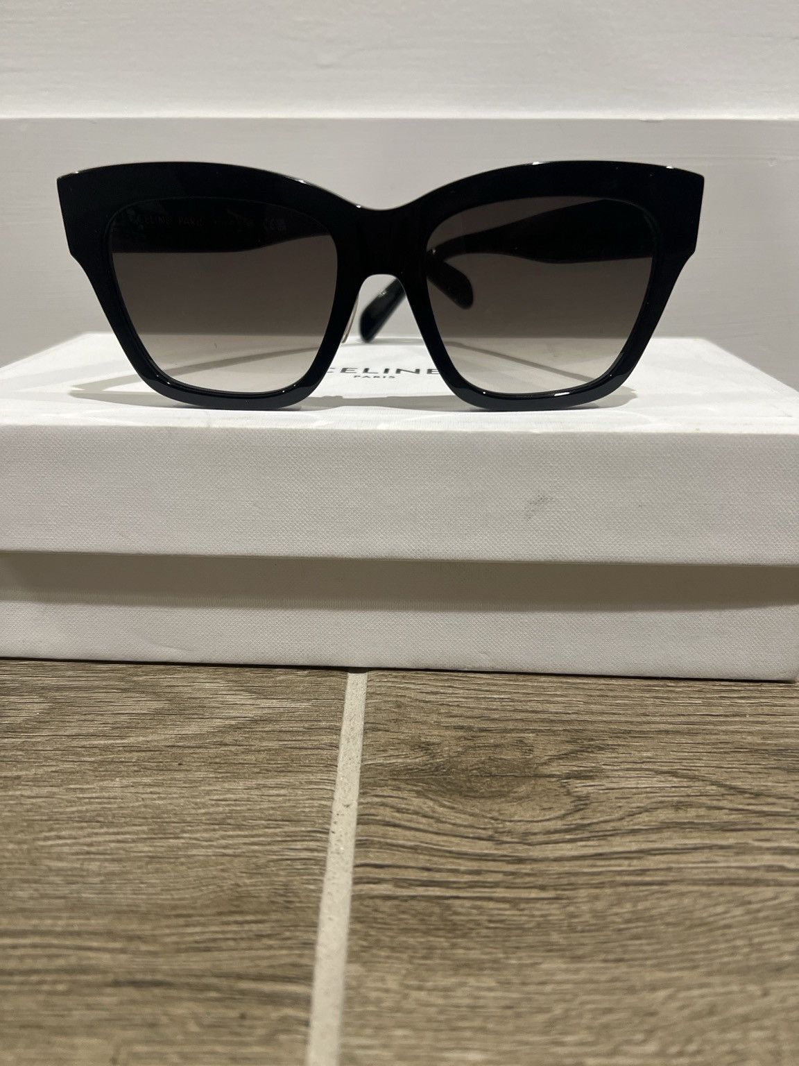 Celine Celine Triomphe Cat Eye Sunglasses – Black/Gold Size ONE SIZE - 1 Thumbnail